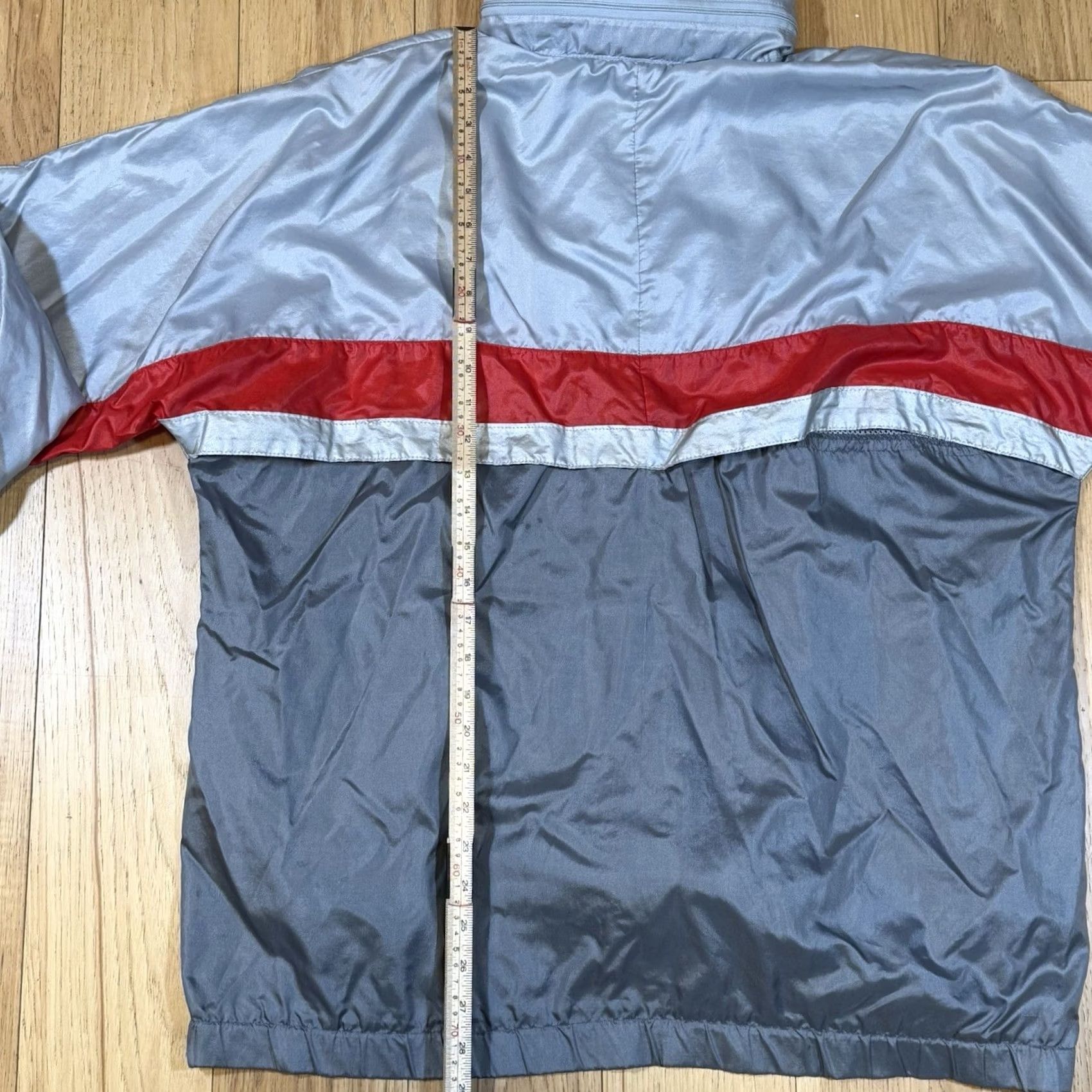 Converse VINTAGE Converse Windbreaker Jacket XS? Wait Size US XL / EU 56 / 4 - 7 Thumbnail
