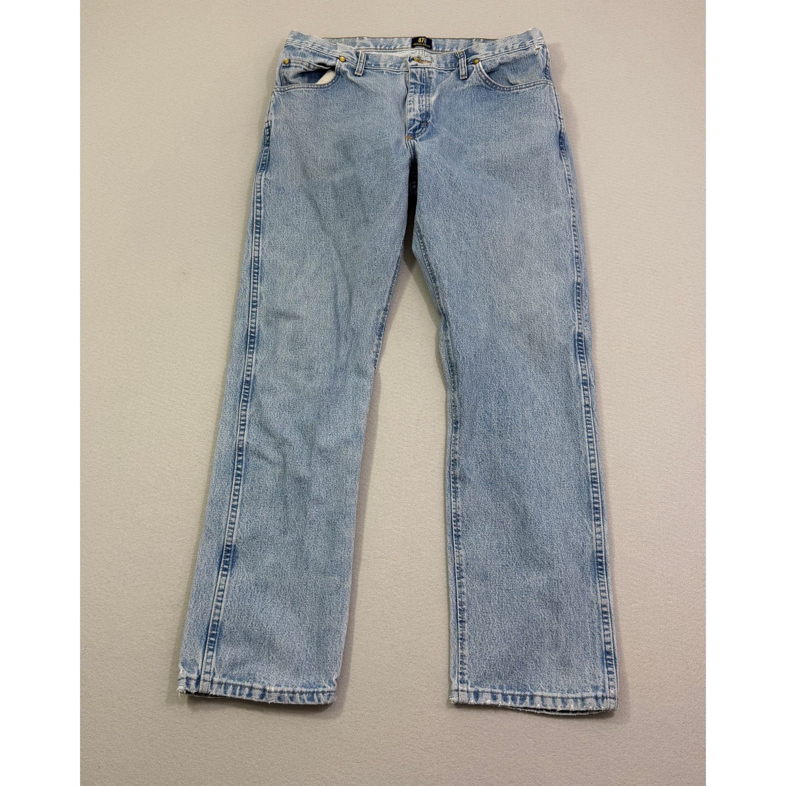 Wrangler Wrangler Cowboy Cut Regular Premium Performance Jeans 38x34 Size US 38 / EU 54 - 1 Thumbnail