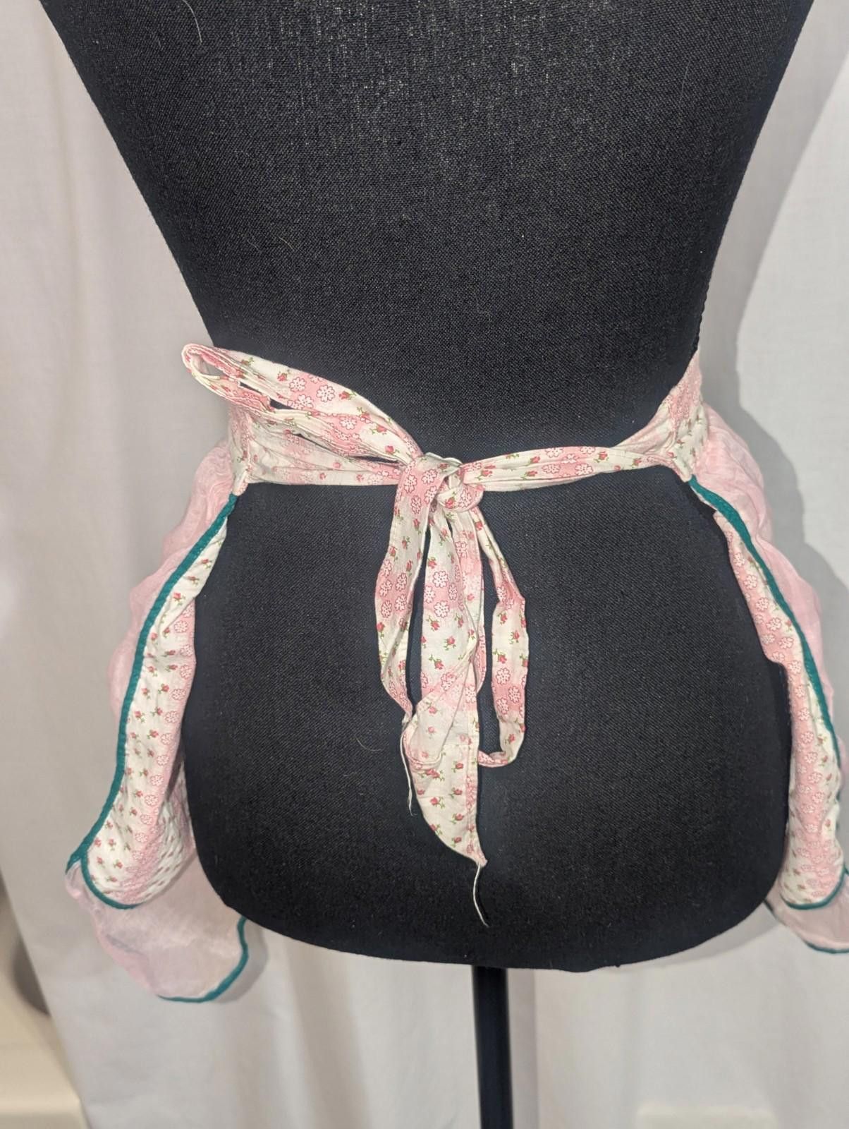 Handmade VTG 50s Sheer Heart Pink Flower Reversible Half Apron Kawaii Size ONE SIZE - 4 Thumbnail