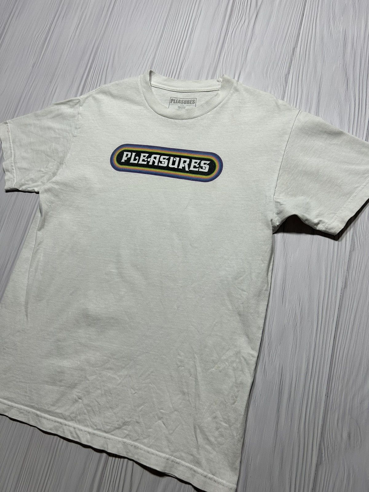 Pleasures × Vintage Pleasures Big Logo T-Shirt Size M Size US M / EU 48-50 / 2 - 2 Thumbnail