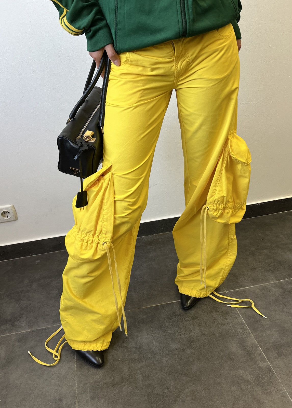 Dolce & Gabbana Vintage Dolce Gabbana Y2K Sex Bondage cargo parachute pants Size 26" / US 2 / IT 38 - 1 Thumbnail