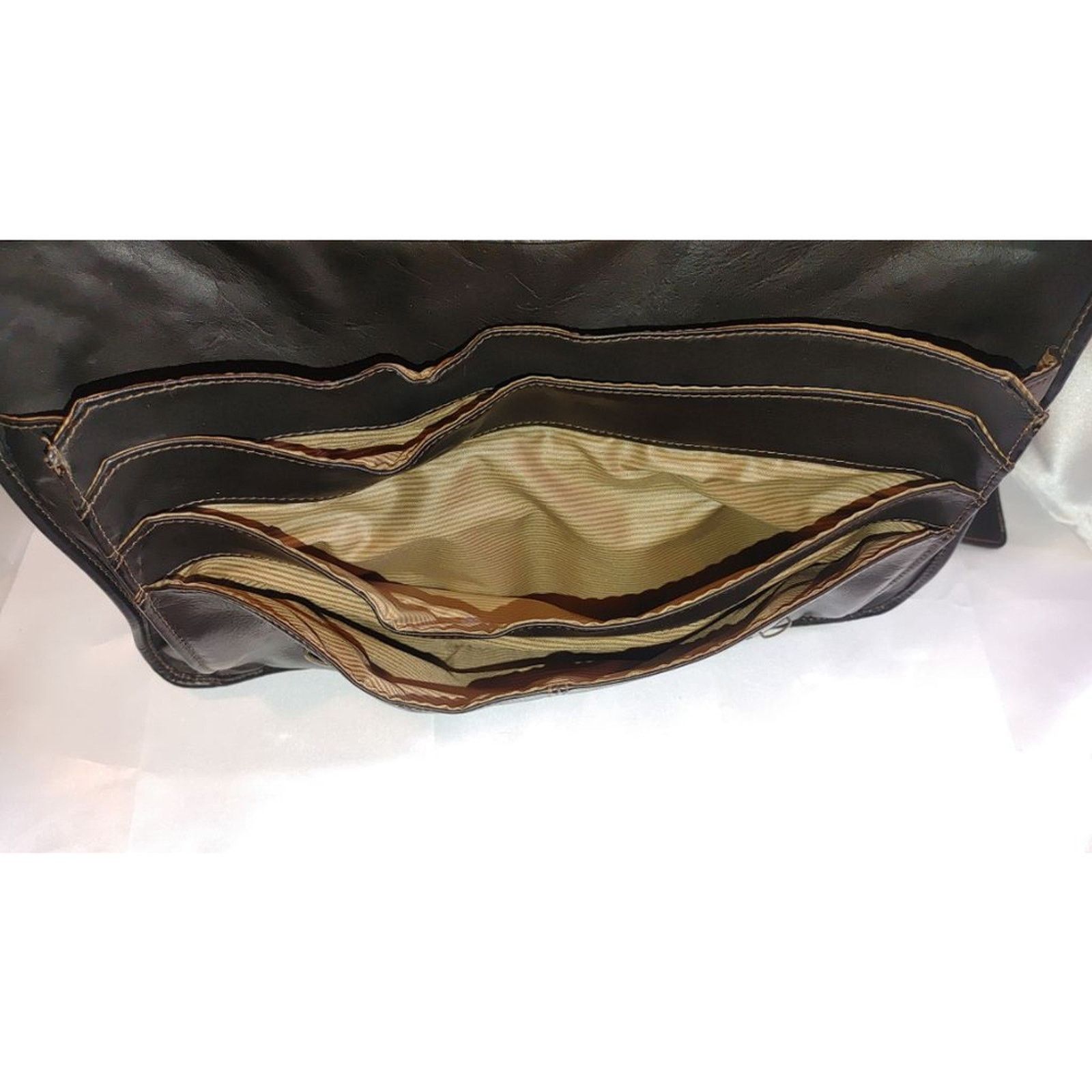 Santa Rosa Santa Fe Airline Int.'l DILANA Flapover Leather Satchel Size ONE SIZE - 14 Thumbnail