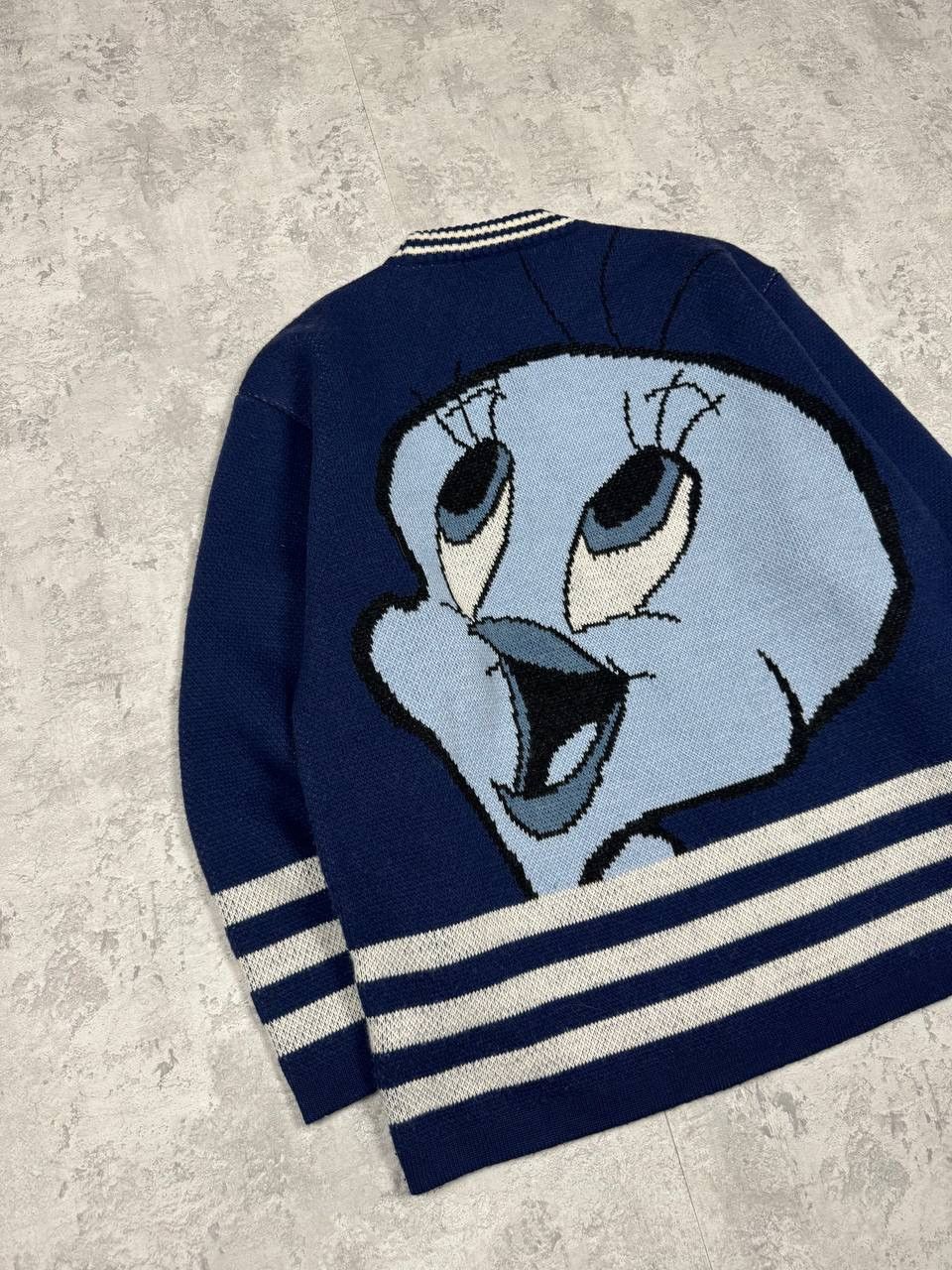 Vision Streetwear Vintage 2000 Loney Tunes Tweety Sweater Over Print Size US L / EU 52-54 / 3 - 8 Thumbnail