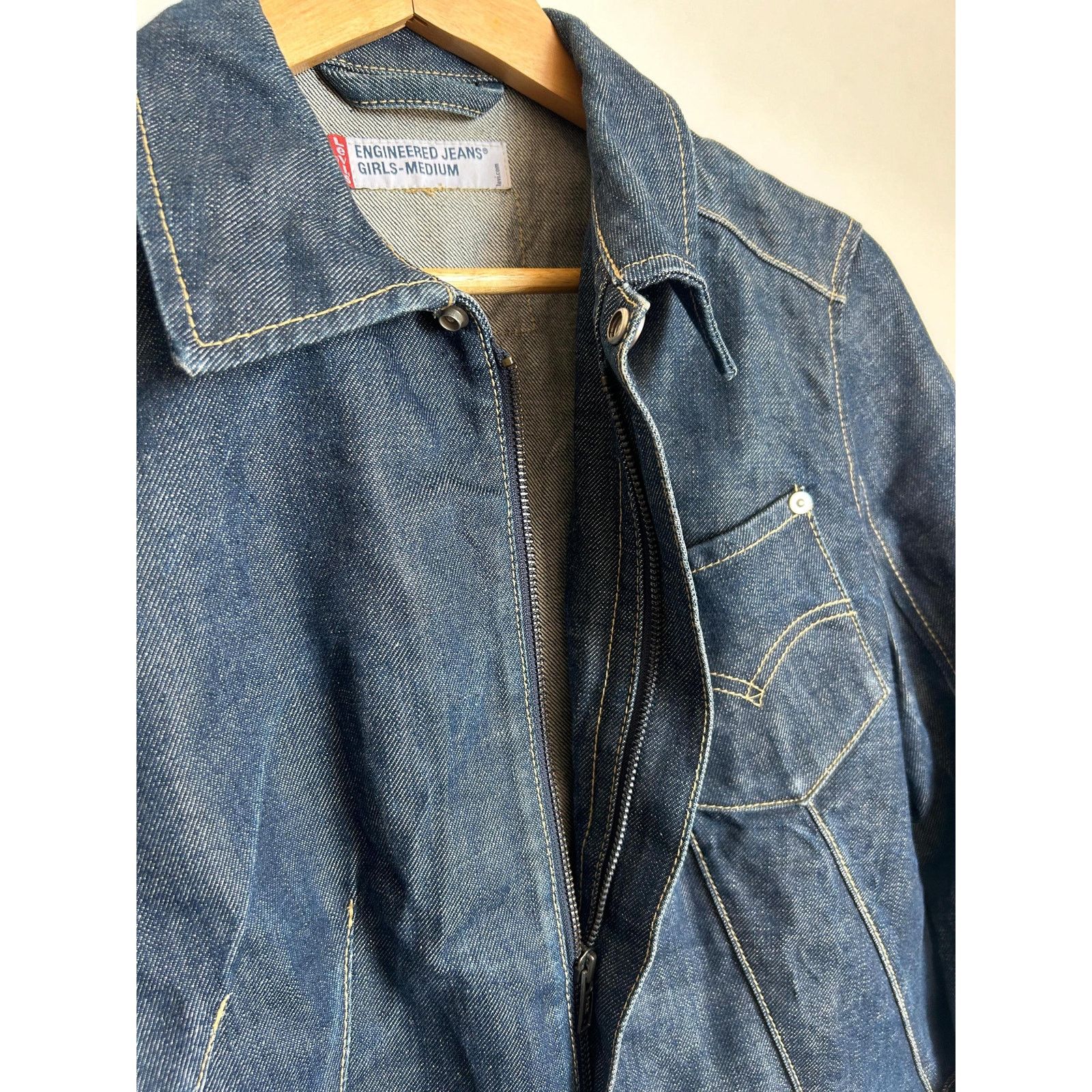 Levi's Levi's Engineered Jeans Jacket Y2K Vintage Dark Wash Medium Size US M / EU 48-50 / 2 - 6 Thumbnail