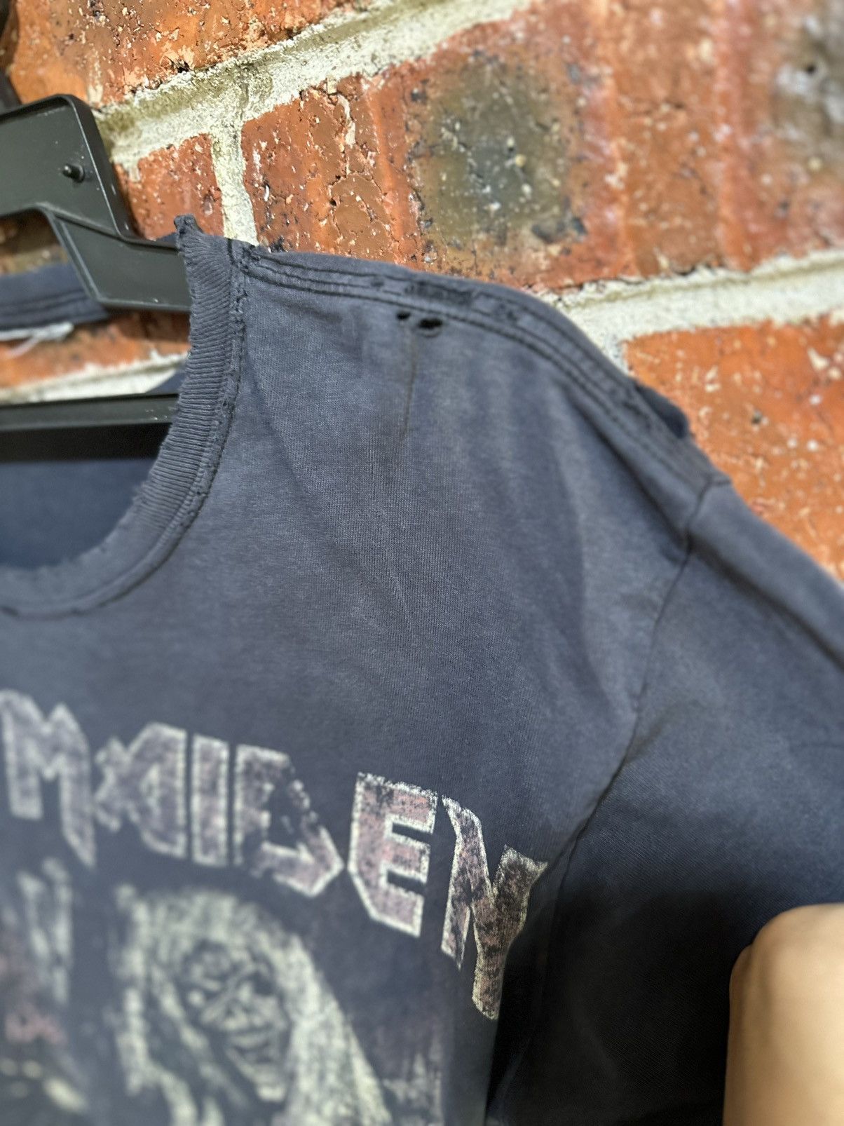 Band Tees Thrashed Vintage Iron Maiden Distress Tee Size US M / EU 48-50 / 2 - 11 Thumbnail