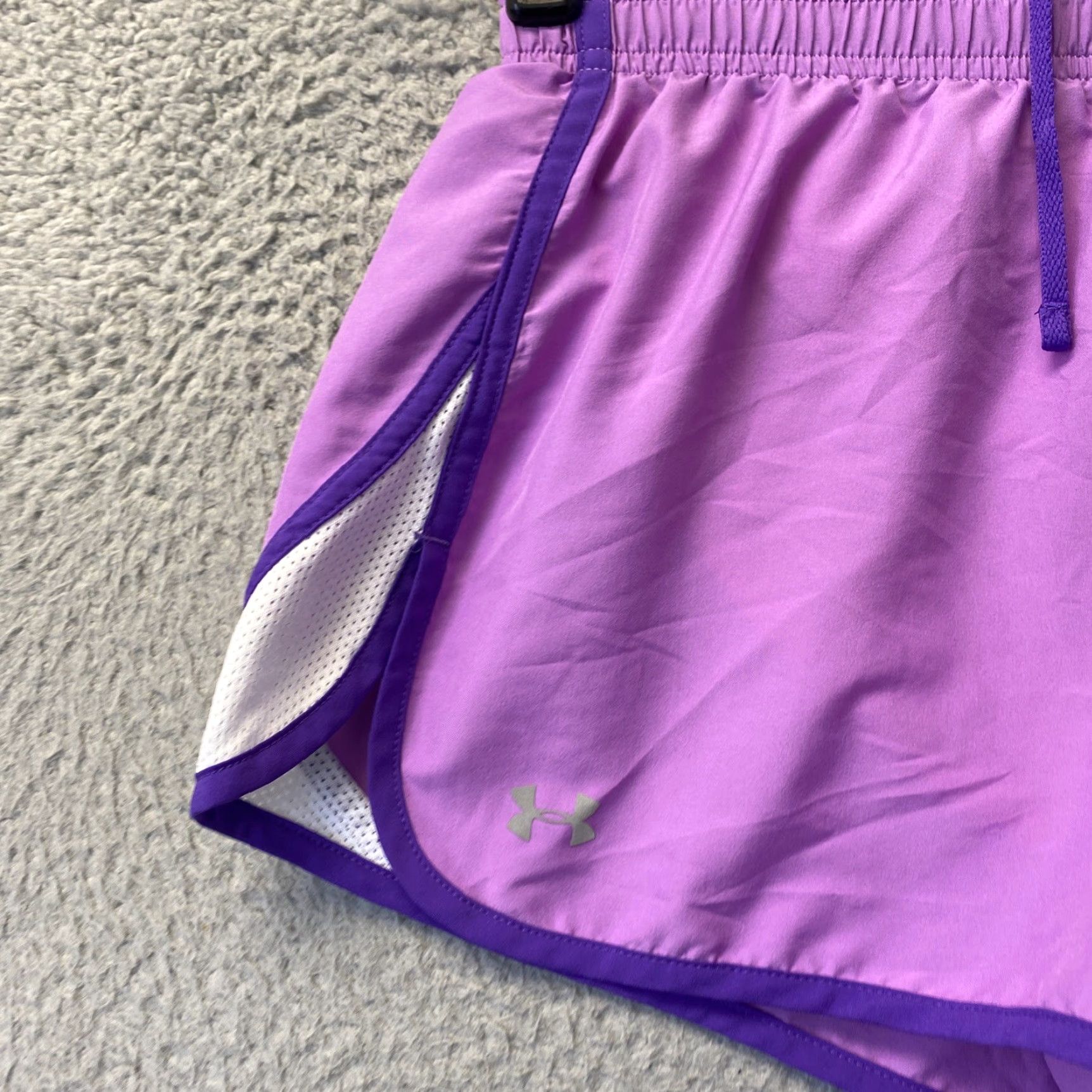 Under Armour Under Armour Shorts Womens S Small Pink Drawstring Athletic Heat Gear Gym/37-65 Size 28" / US 6 / IT 42 - 5 Thumbnail