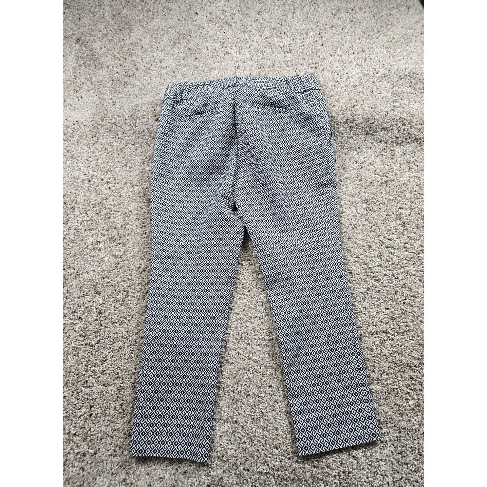 Banana Republic Banana Republic Pants Womens 4P Black White Hampton Ankle Slim Geometric Stretch Pants Size 27" / US 4 / IT 40 - 5 Thumbnail