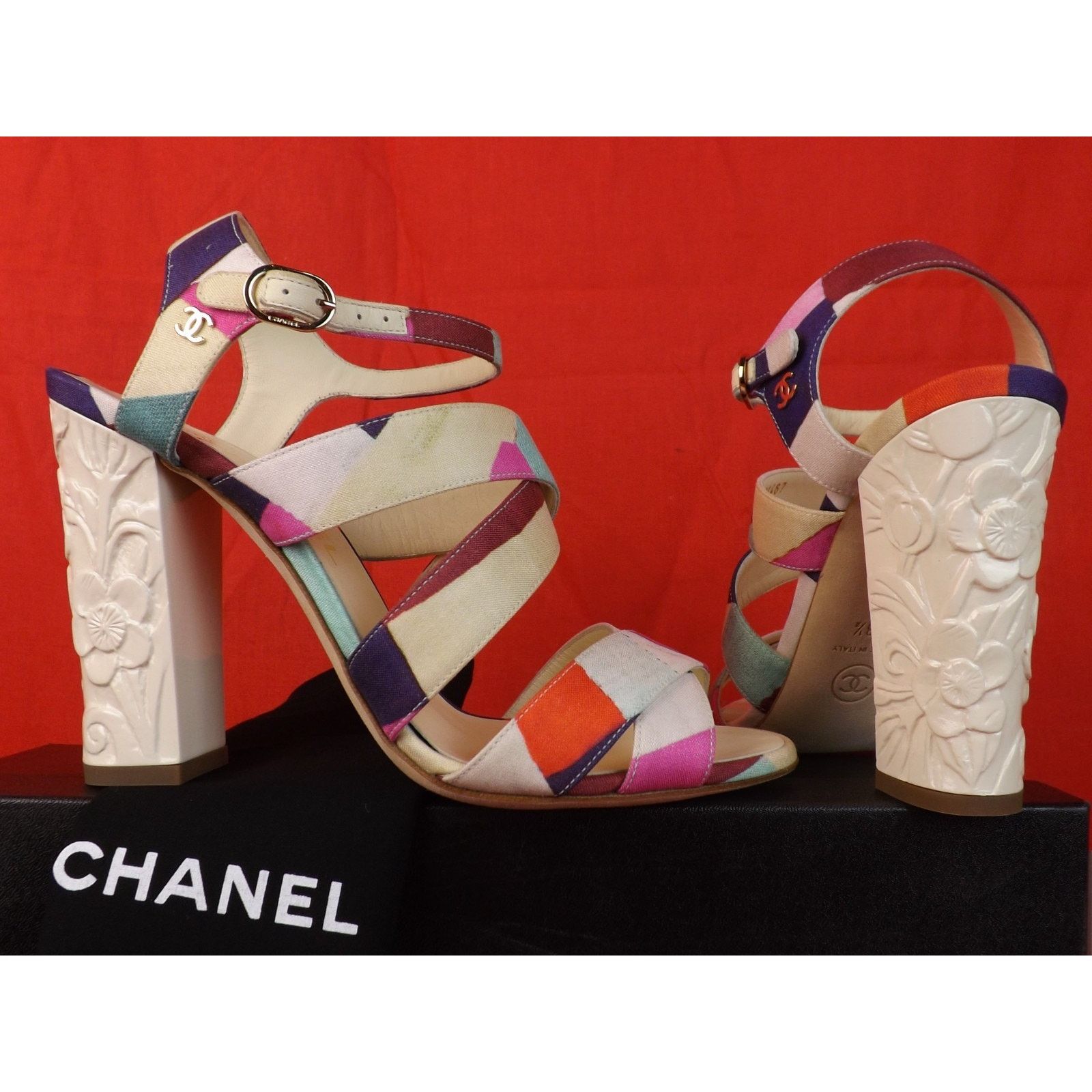 Chanel CHANEL MULTICOLOR CANVAS CC LOGO FLOWERS SANDALS PUMPS 38 Size US 8 / IT 38 - 7 Thumbnail