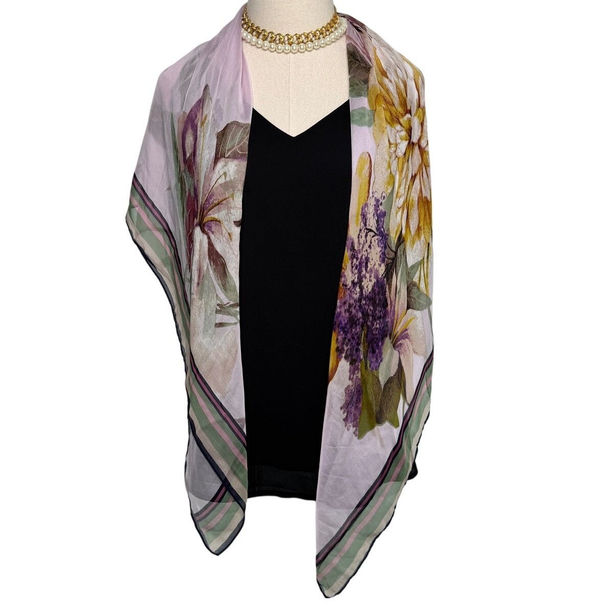 Vince Camuto Vince Camuto floral chiffon square scarf pink green 43” Size ONE SIZE - 7 Thumbnail