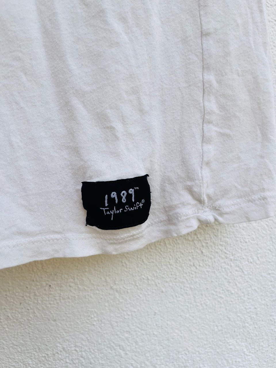 Band Tees Vintage Tailor Swift The 1989 World Tour Ringer Shirt Size US S / EU 44-46 / 1 - 8 Thumbnail