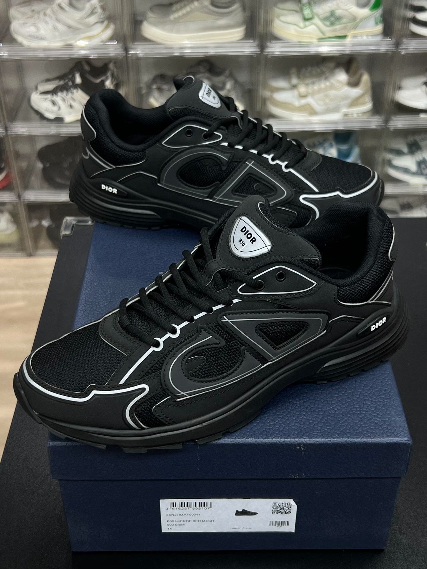 Dior Dior Running Black Lowtop Sneakers 11 Men Size US 11 / EU 44 - 1 Thumbnail