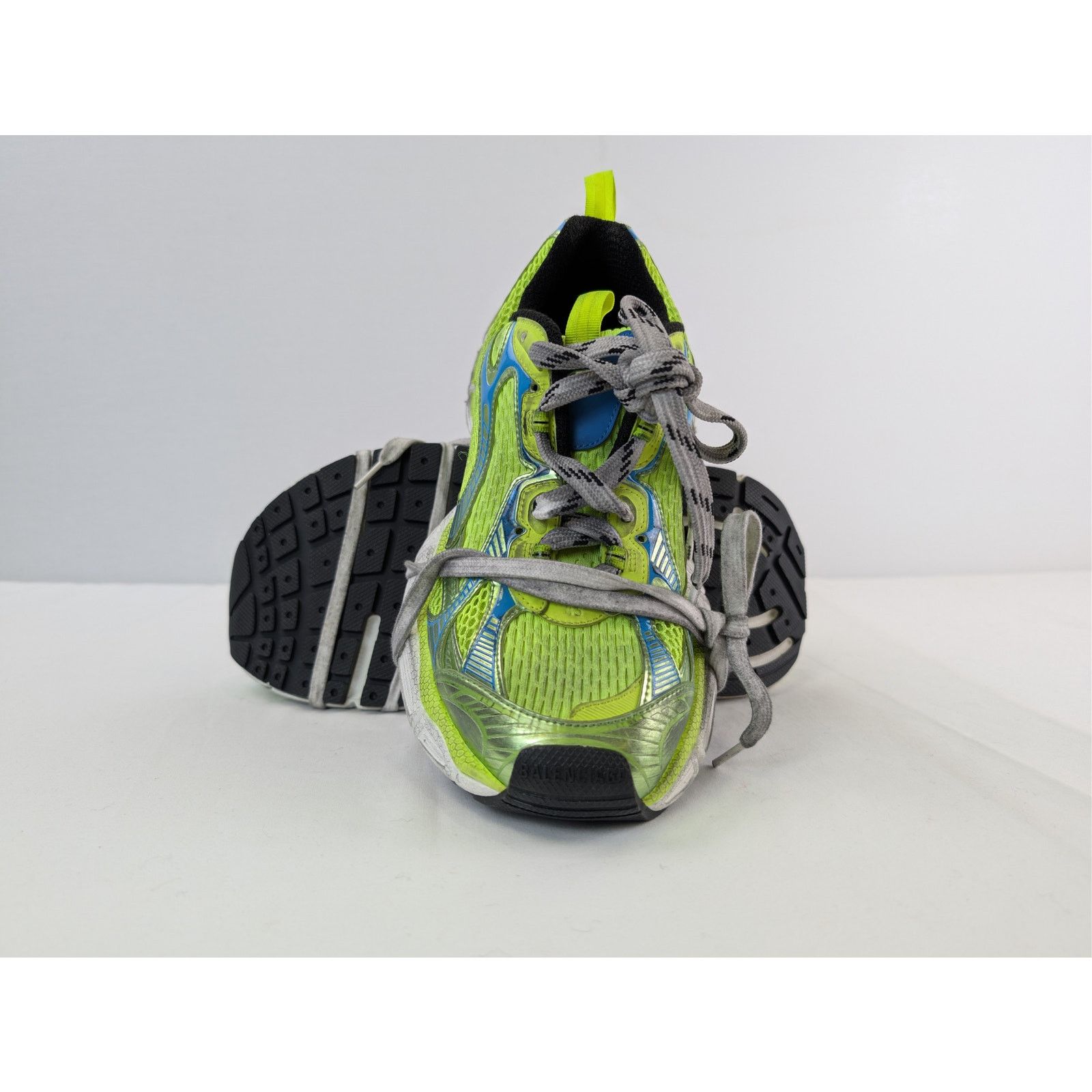 Balenciaga o1rshd1 3XL Low-Top Sneakers in Fluo Yellow / Blue Size US 10 / EU 43 - 14 Thumbnail
