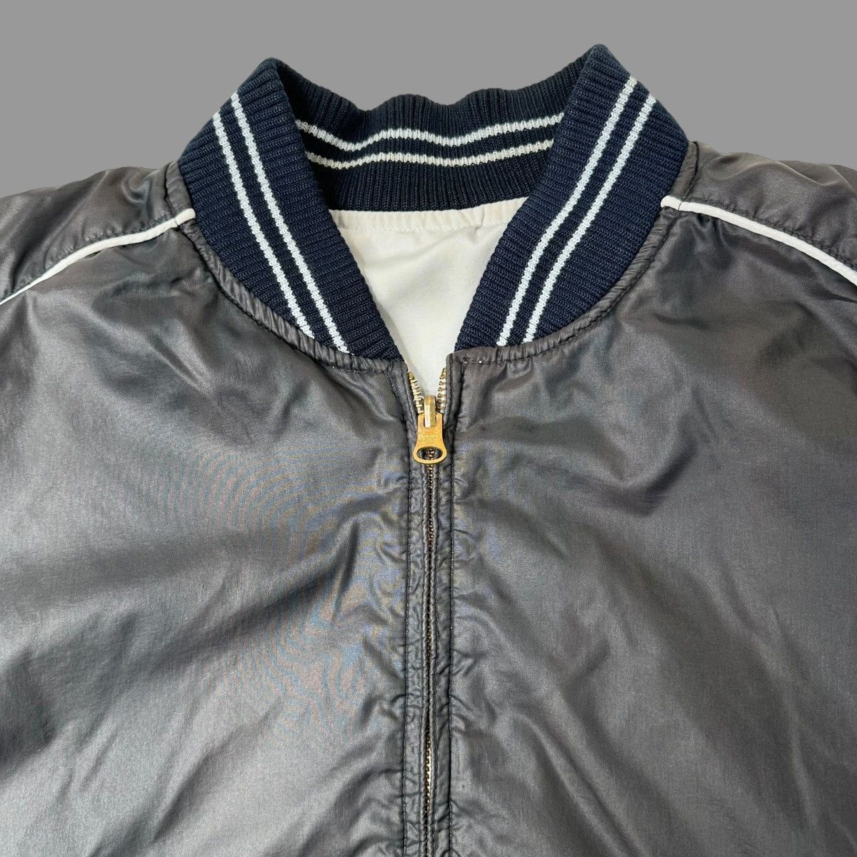 Vintage Vintage reversible bomber jacket Size US L / EU 52-54 / 3 - 4 Thumbnail