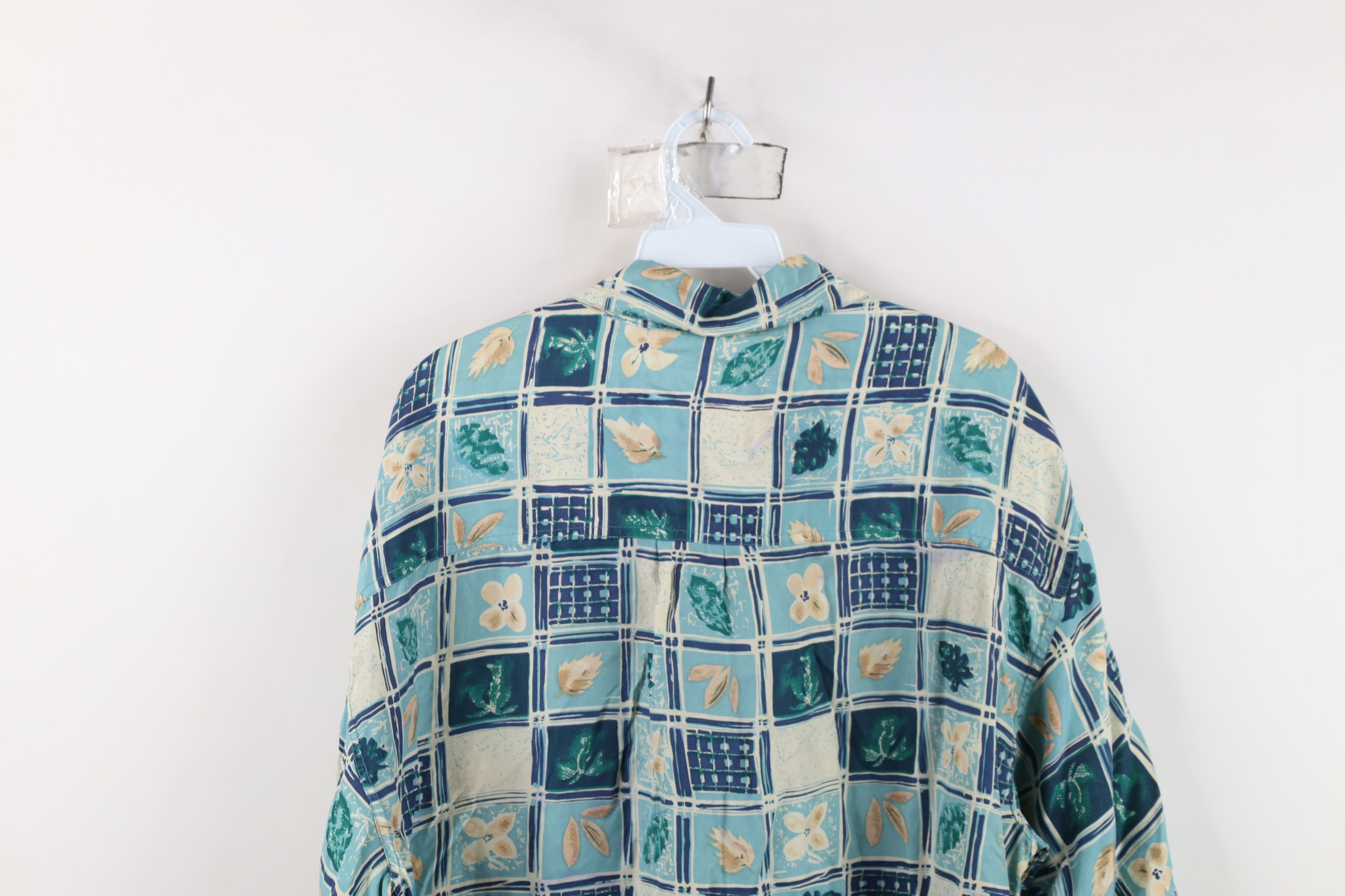 Vintage Vintage 90s Streetwear Leaf Baggy Short Sleeve Button Shirt Size US XL / EU 56 / 4 - 14 Thumbnail