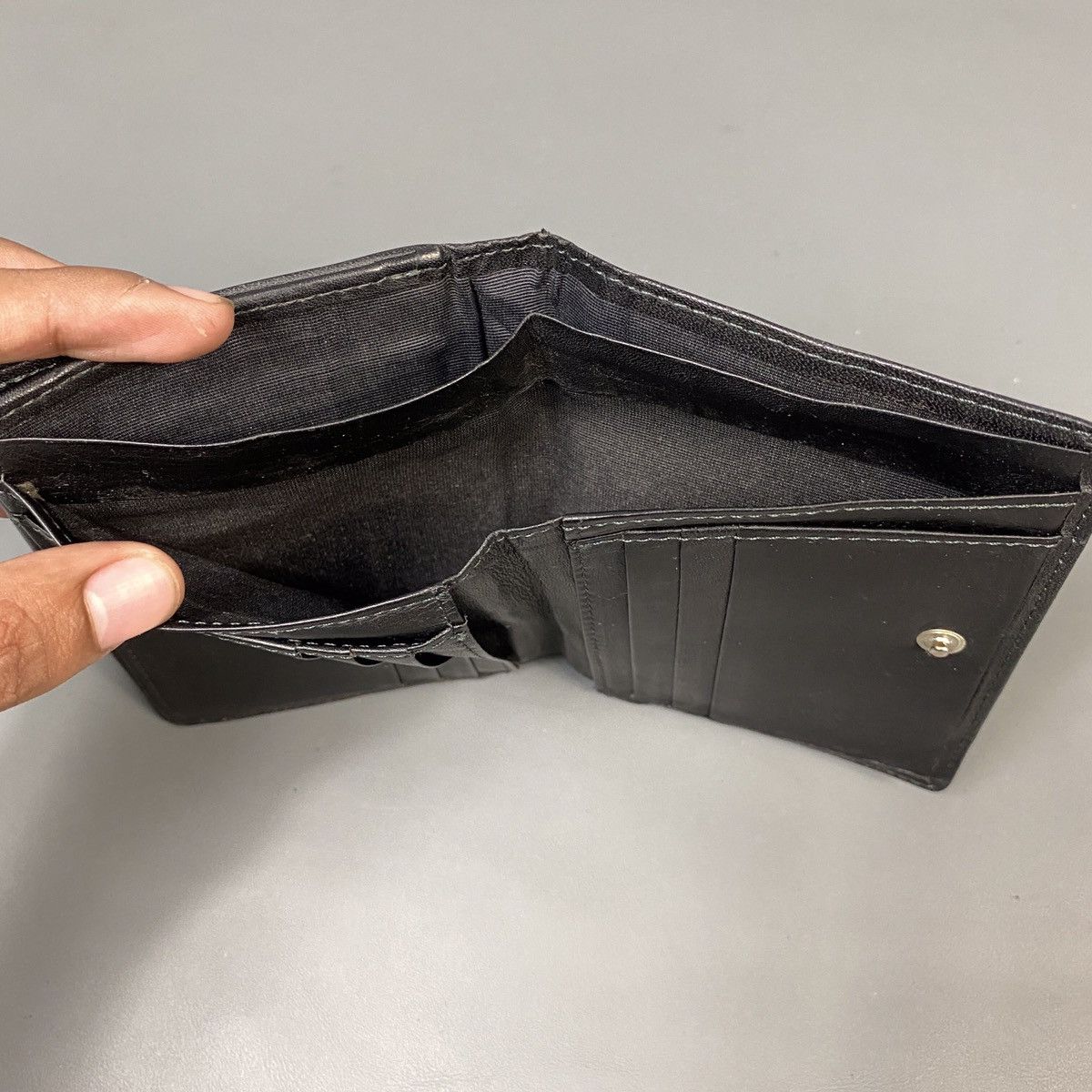 Jean Paul Gaultier Jean Paul Gautier Vintage Embossed Dragon Leather Wallet Size ONE SIZE - 5 Thumbnail