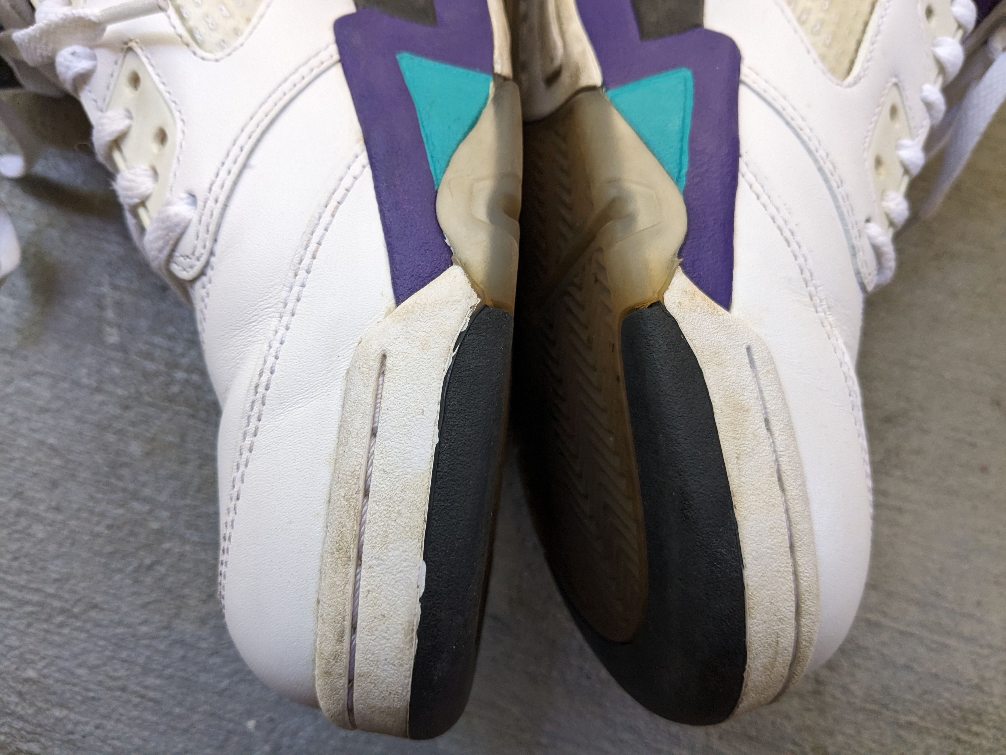 Jordan Brand Nike Air Jordan 5 Retro Grape 2013 White Purple 136027-108 Size US 9.5 / EU 42-43 - 8 Thumbnail