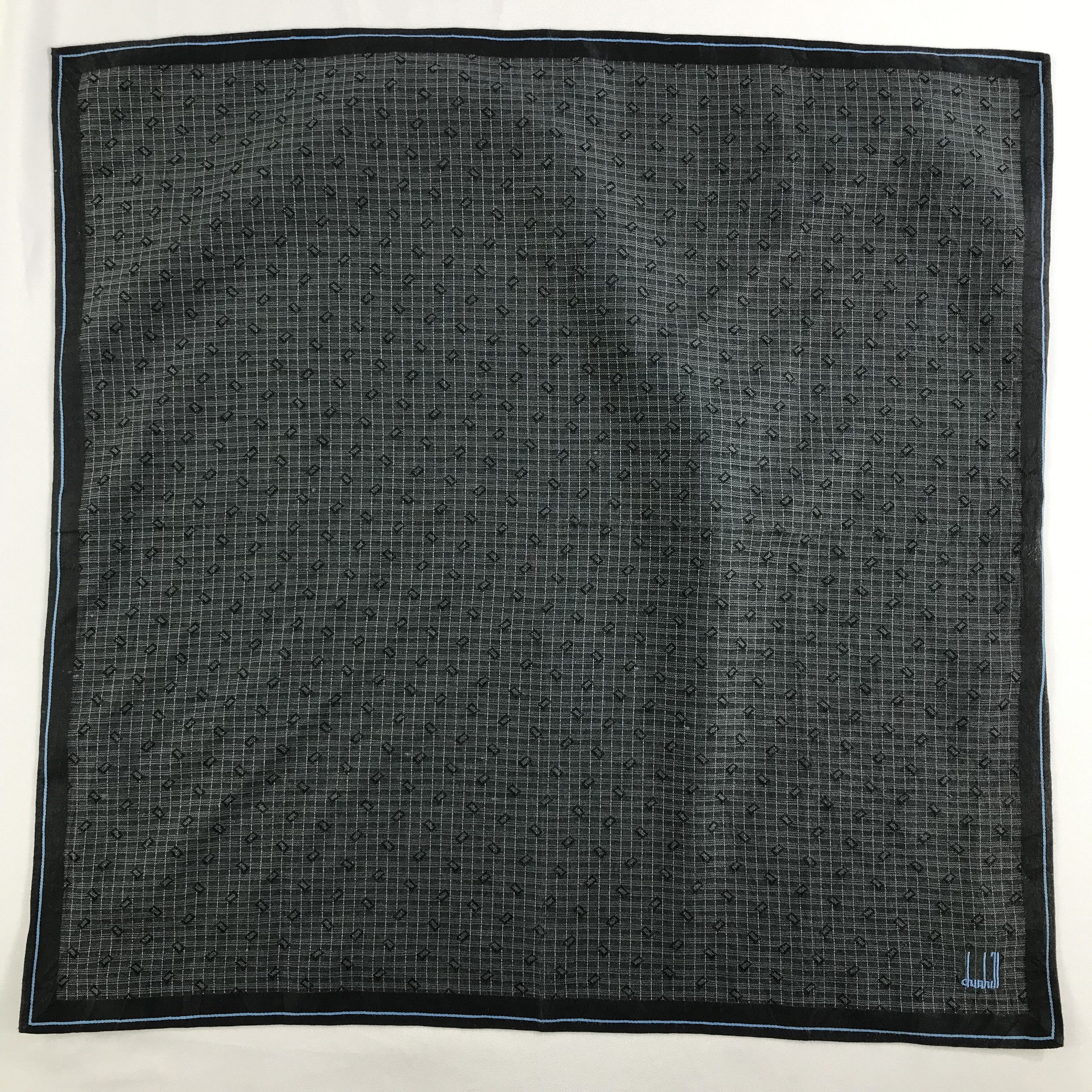 Alfred Dunhill × Vintage Dunhill Bandana / Handkerchief / Neckerchief - S2584 Size ONE SIZE - 1 Thumbnail