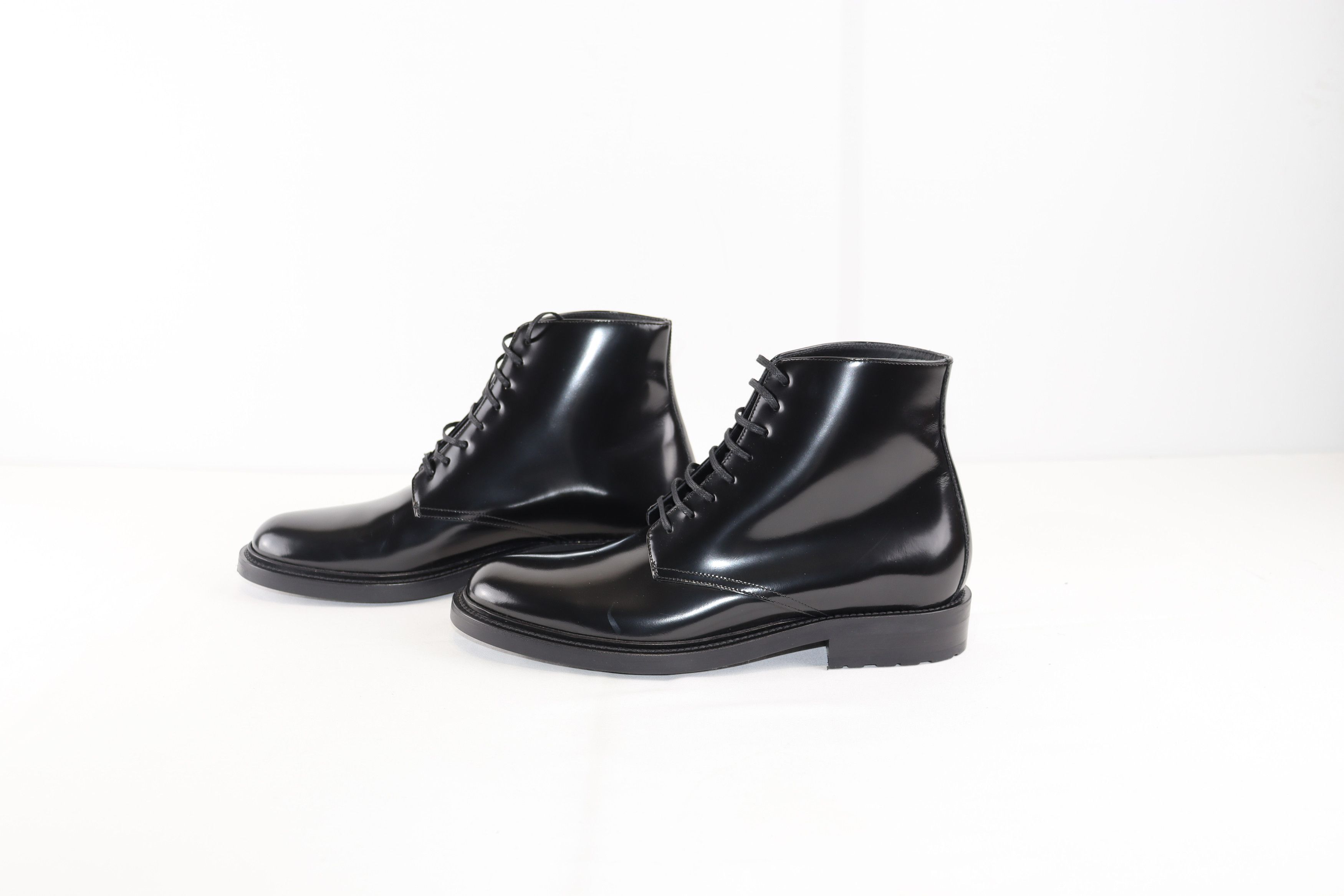 image of Saint Laurent Paris O1Rshd1 Shiny Boots In Black, Men's (Size 11)