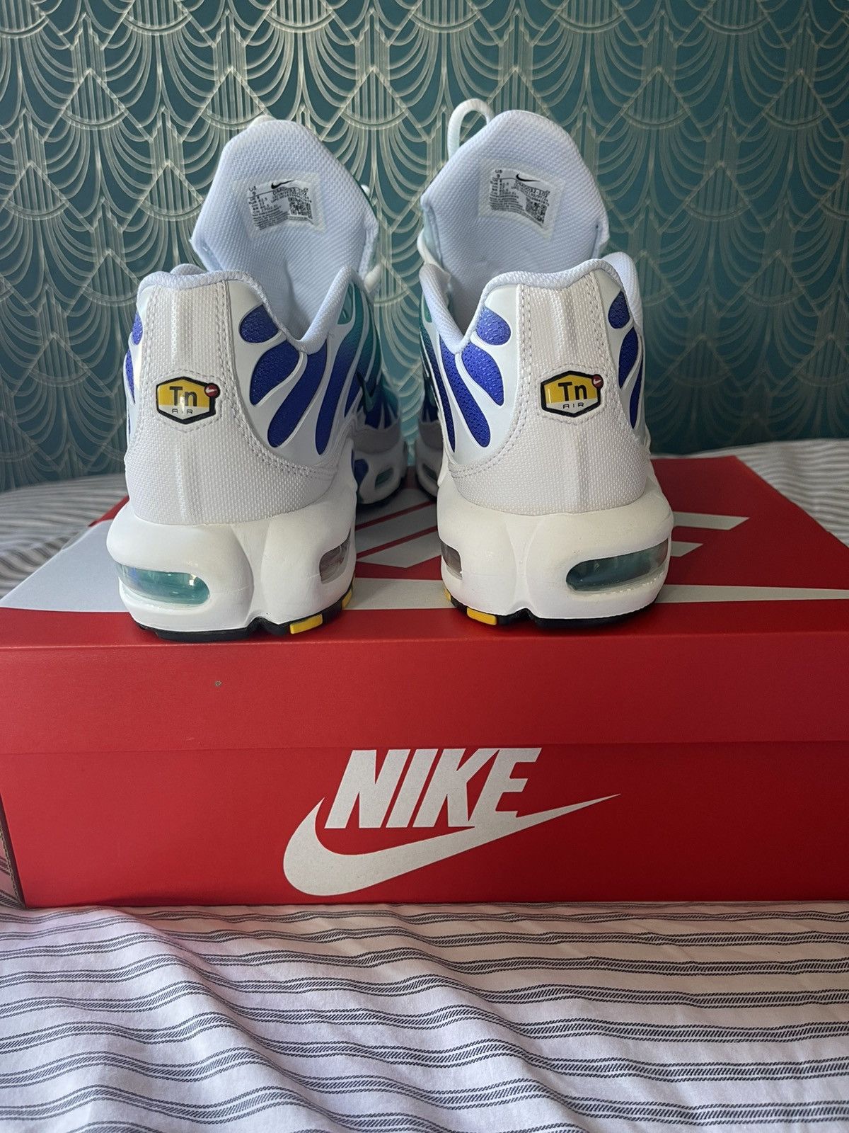 Other Air Max plus White/dusty captus Size US 9.5 / EU 42-43 - 3 Thumbnail