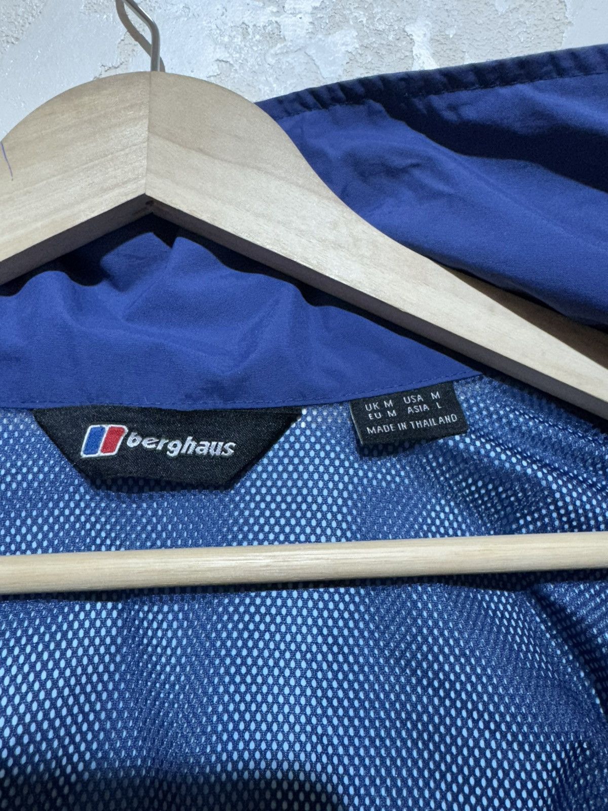 Berghaus × Outdoor Research Outdoor Berghaus Men's Hudroshell Jacket Size M Size US M / EU 48-50 / 2 - 17 Thumbnail