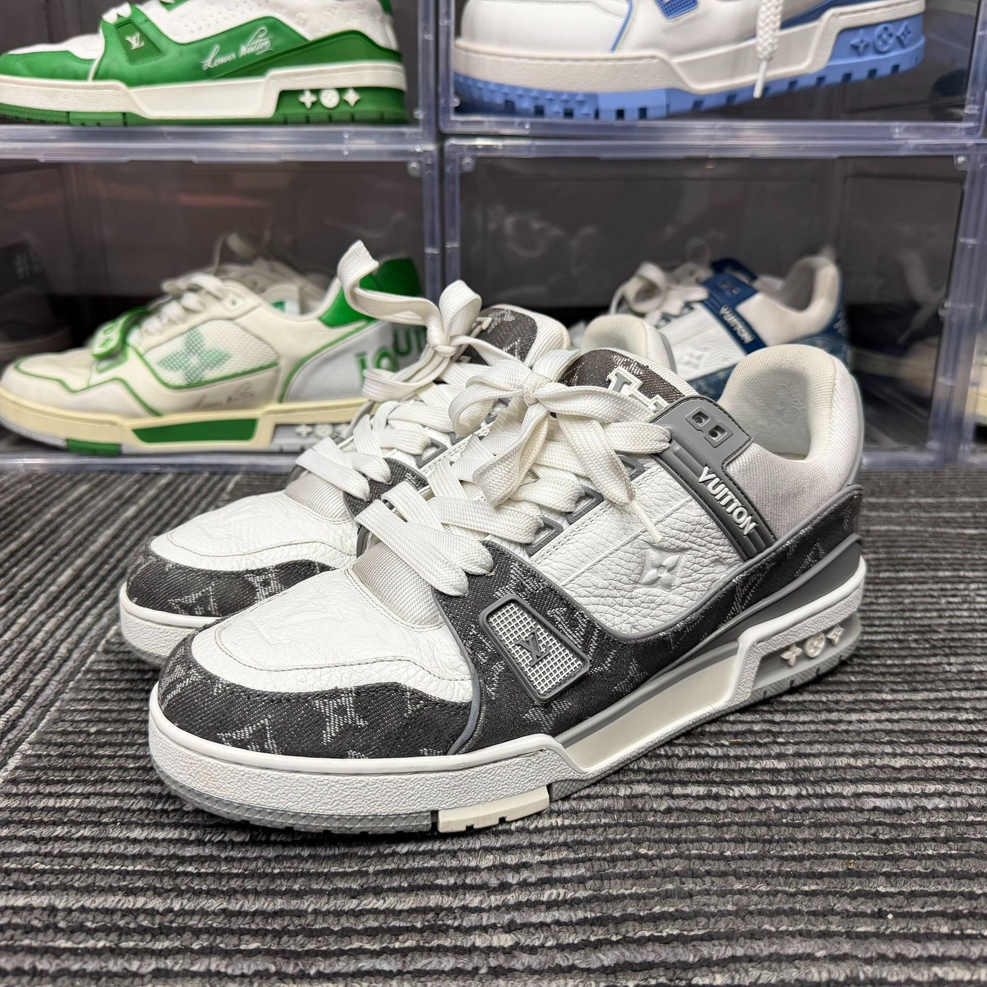 Louis Vuitton Louis Vuitton Training Denim White Lowtop Sneakers 8 Men Size US 8 / EU 41 - 1 Thumbnail