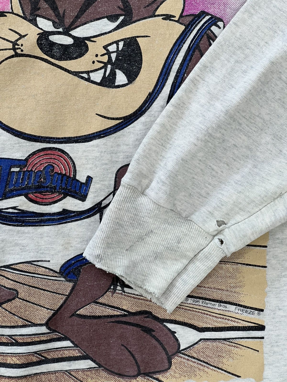 Warner Bros Vintage 90s Looney Tunes Space Jam Taz Long Sleeve Tee XL Size US XL / EU 56 / 4 - 11 Thumbnail