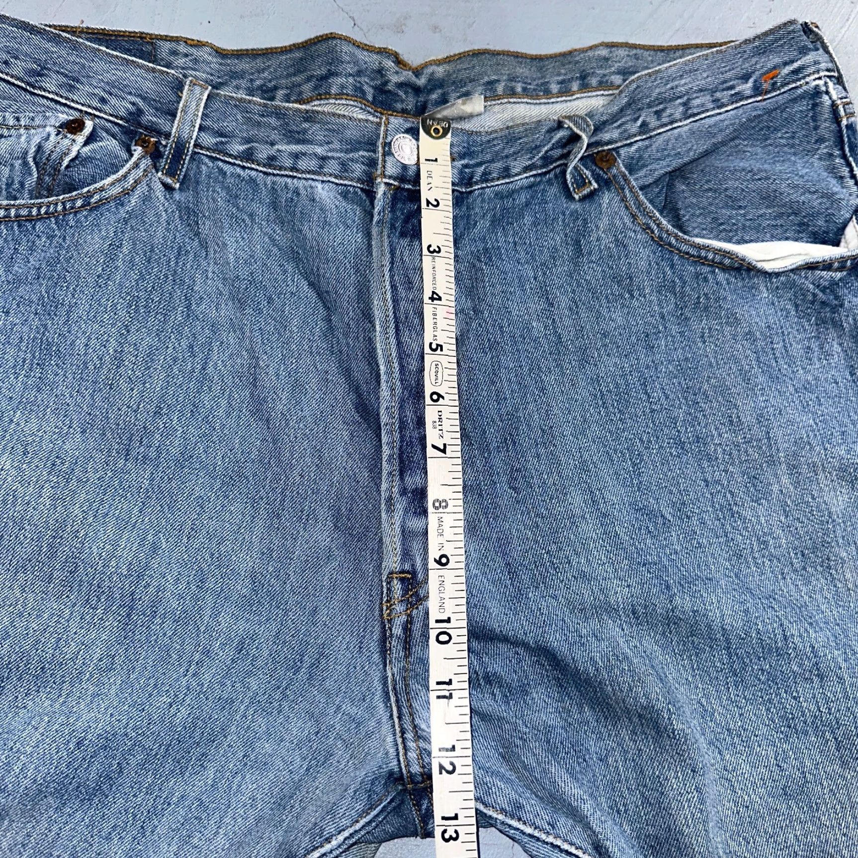 Levi's VINTAGE Levi's 501 Jeans Straight Denim Blue Light Wash 40x34 40x32 Men Regular 90s 5-Pocket Design Jeans Jeans Size US 40 / EU 56 - 6 Thumbnail