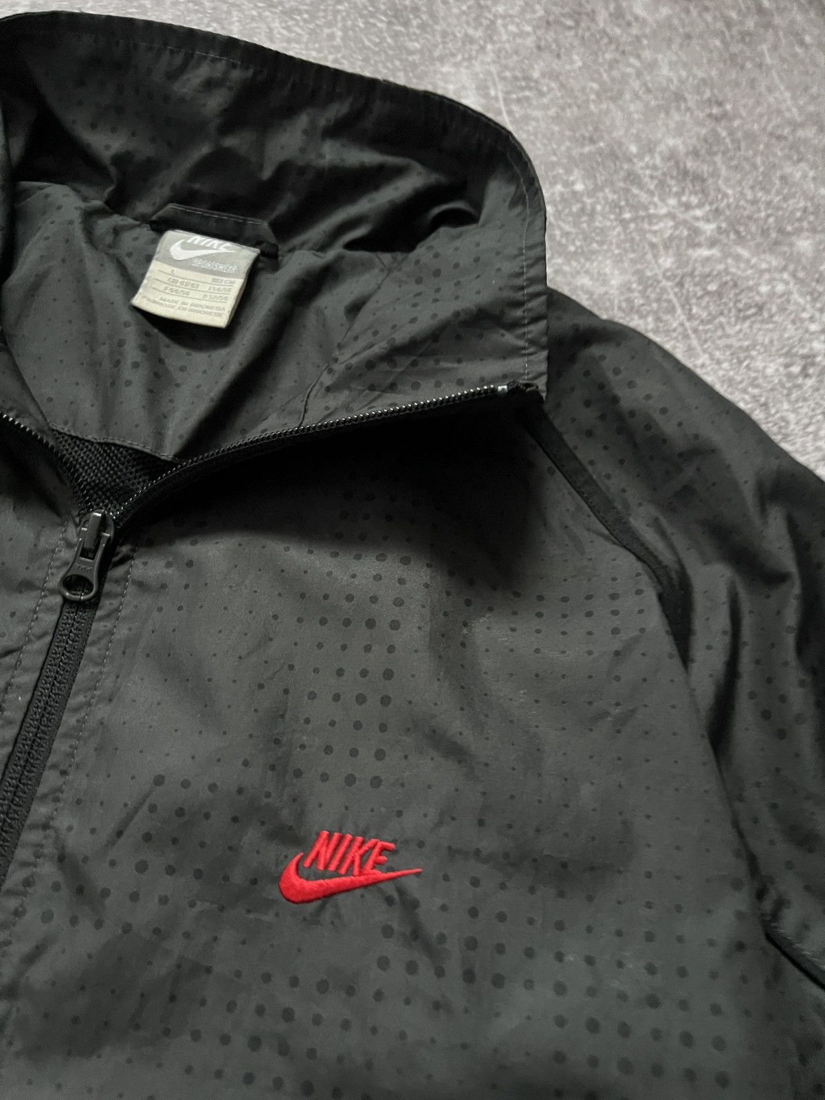 Nike Vintage Nike Air Jacket Nylon Drill Y2k Style Size US L / EU 52-54 / 3 - 3 Thumbnail