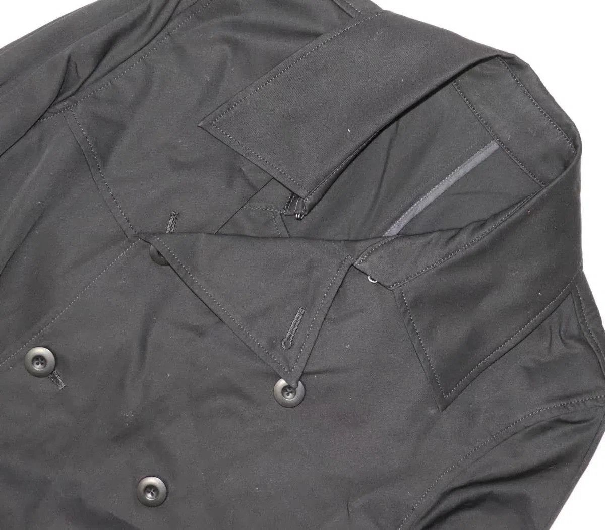 Isamu Katayama Backlash Black Double-Breasted Trench Coat with Belt. Size US M / EU 48-50 / 2 - 3 Thumbnail