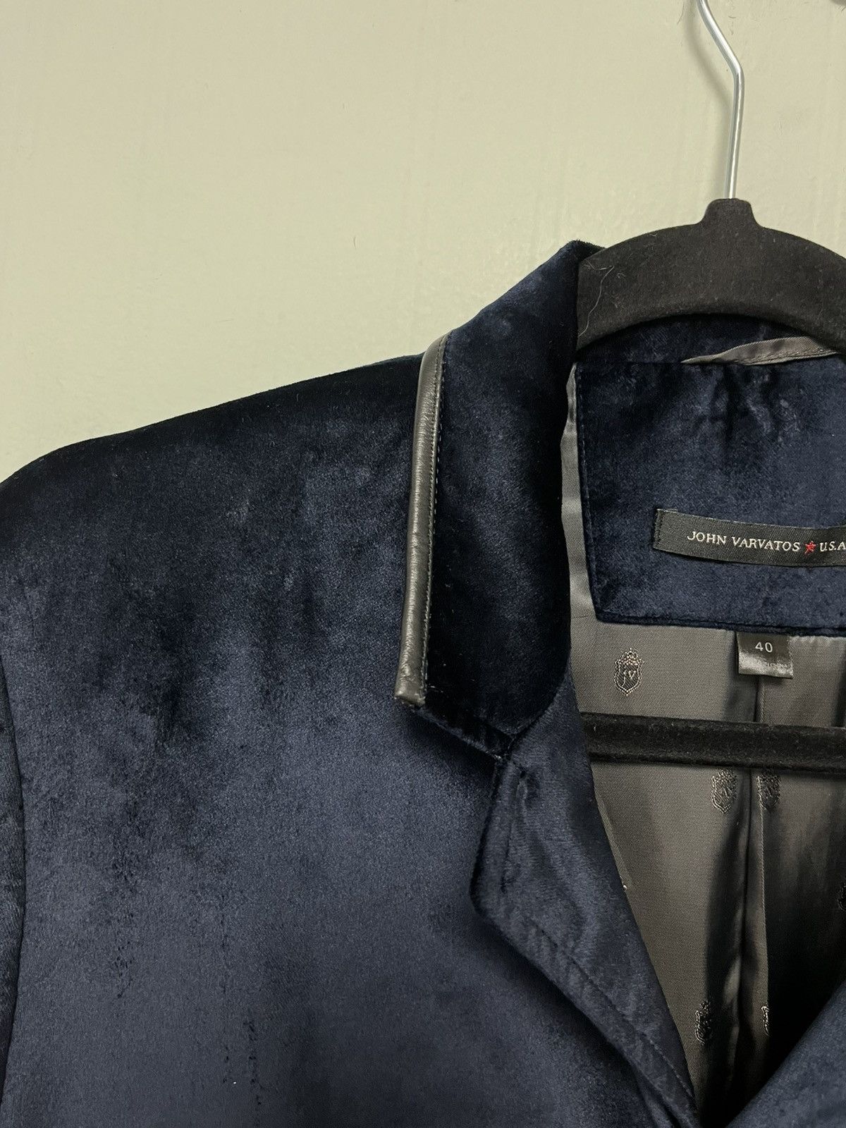 John Varvatos Velvet Dinner Jacket With Leather Trim. Medium Size US M / EU 48-50 / 2 - 9 Thumbnail