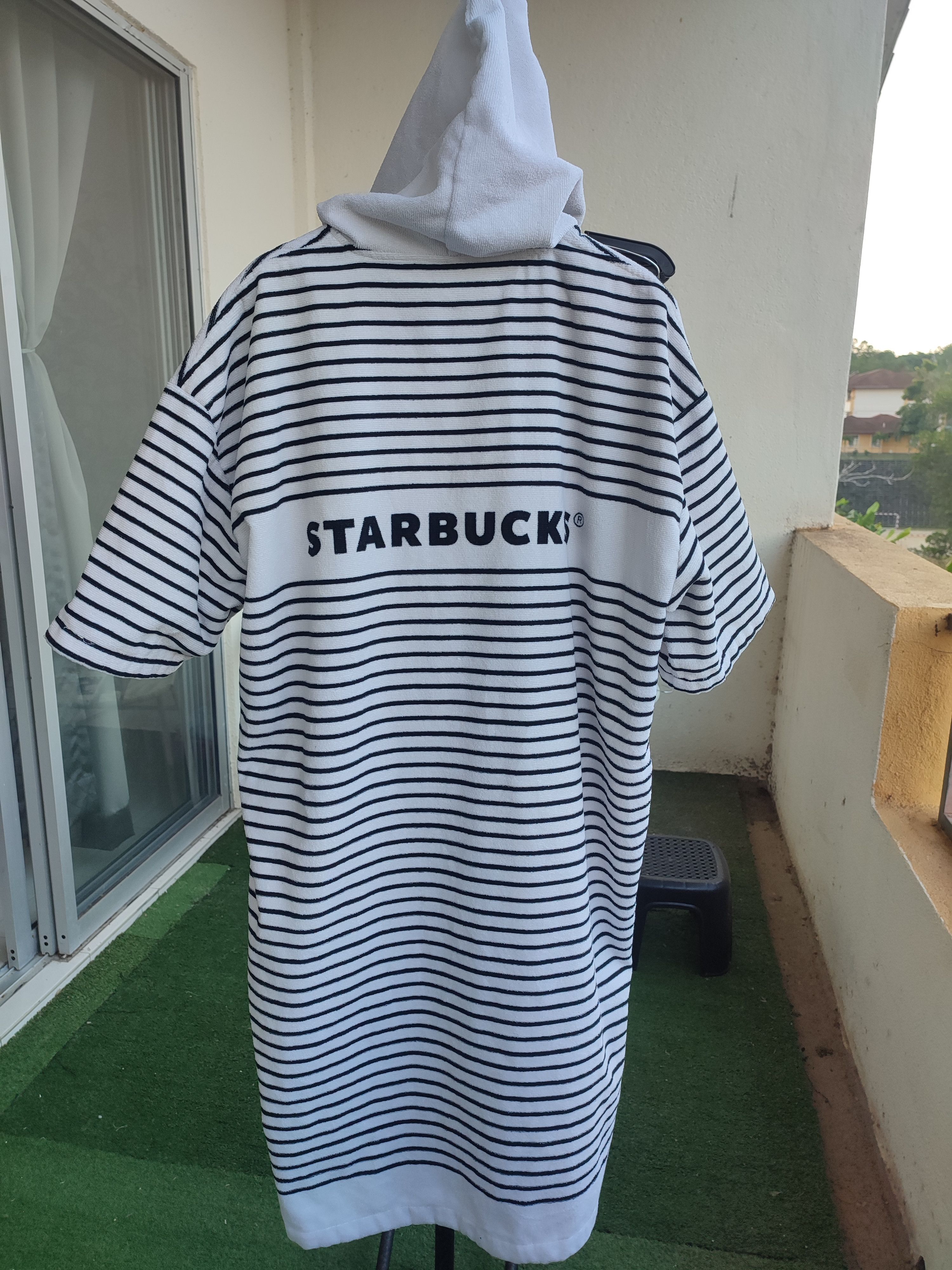Japanese Brand 💥 Y2K 💥 Haunted Starbucks Oversize Tee Size US XL / EU 56 / 4 - 1 Thumbnail