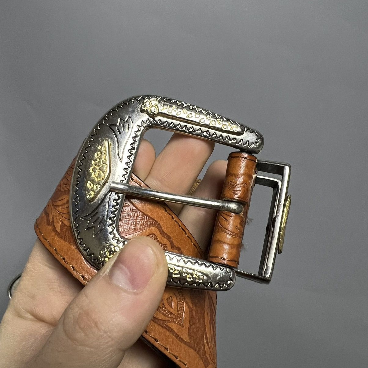 Vintage Vintage leather belt with buckle Size ONE SIZE - 4 Thumbnail