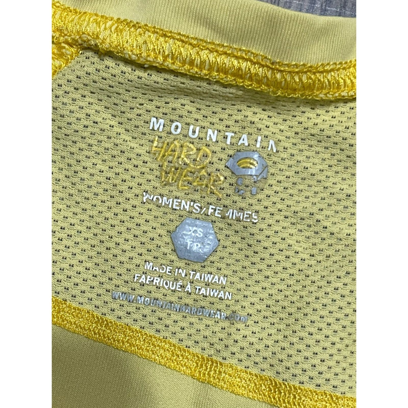 Mountain Hardwear Mountain Hardwear Tank Top Womens XS Yellow Sleeveless Athletic Shirt Tank Top Modern Casual 90s? Size XS / US 0-2 / IT 36-38 - 5 Thumbnail