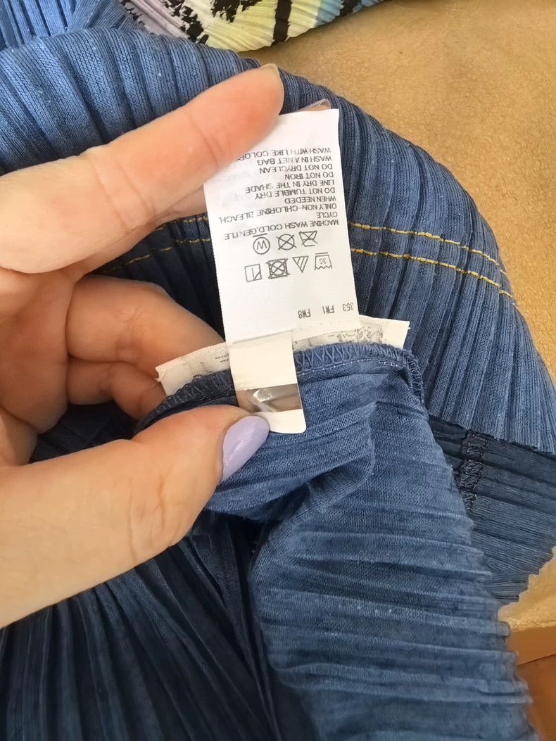 Issey Miyake size:3 Blue pleated hooded top
