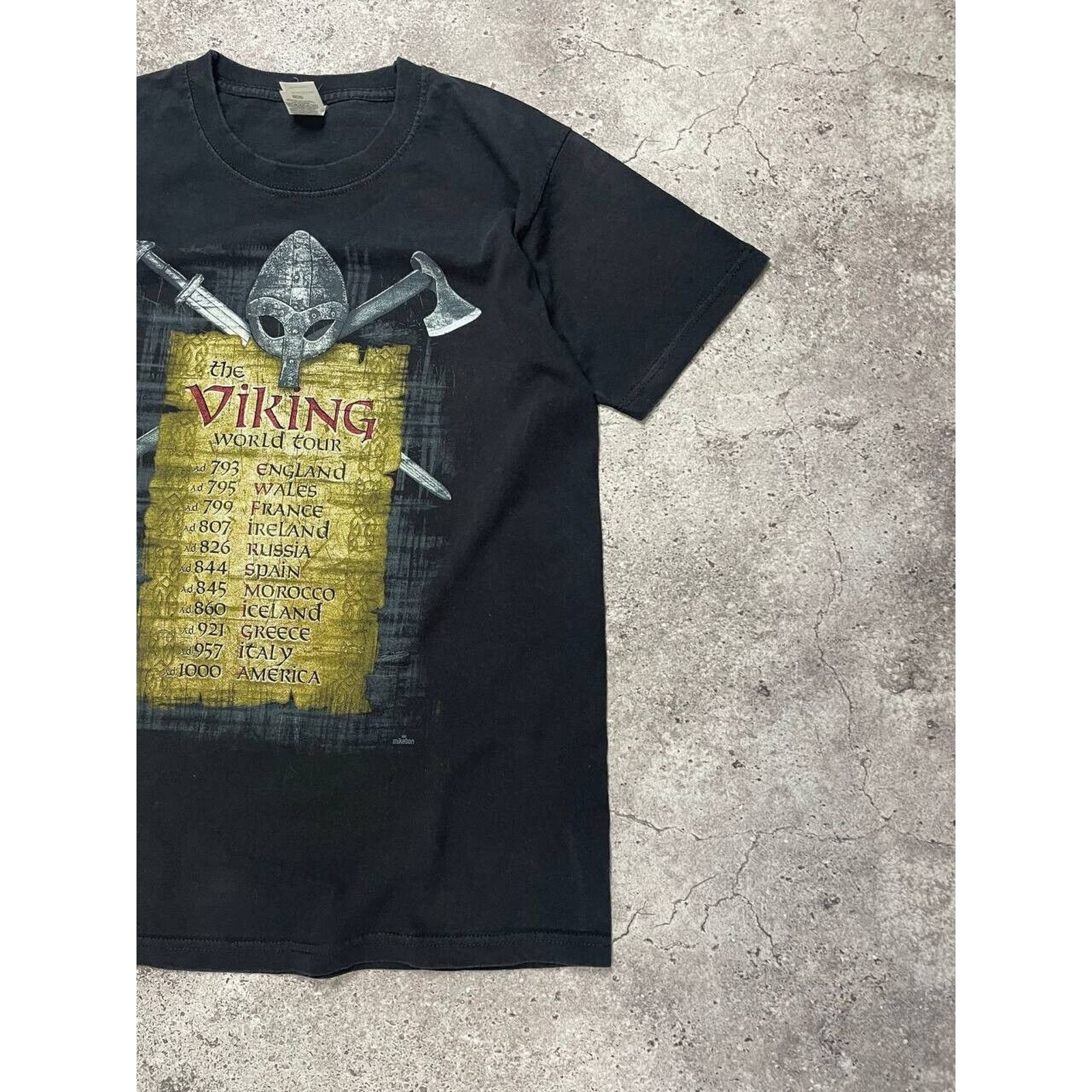 Fruit Of The Loom Viking World Tour Black Nordic Warrior History Cotton Tee Size US S / EU 44-46 / 1 - 3 Thumbnail