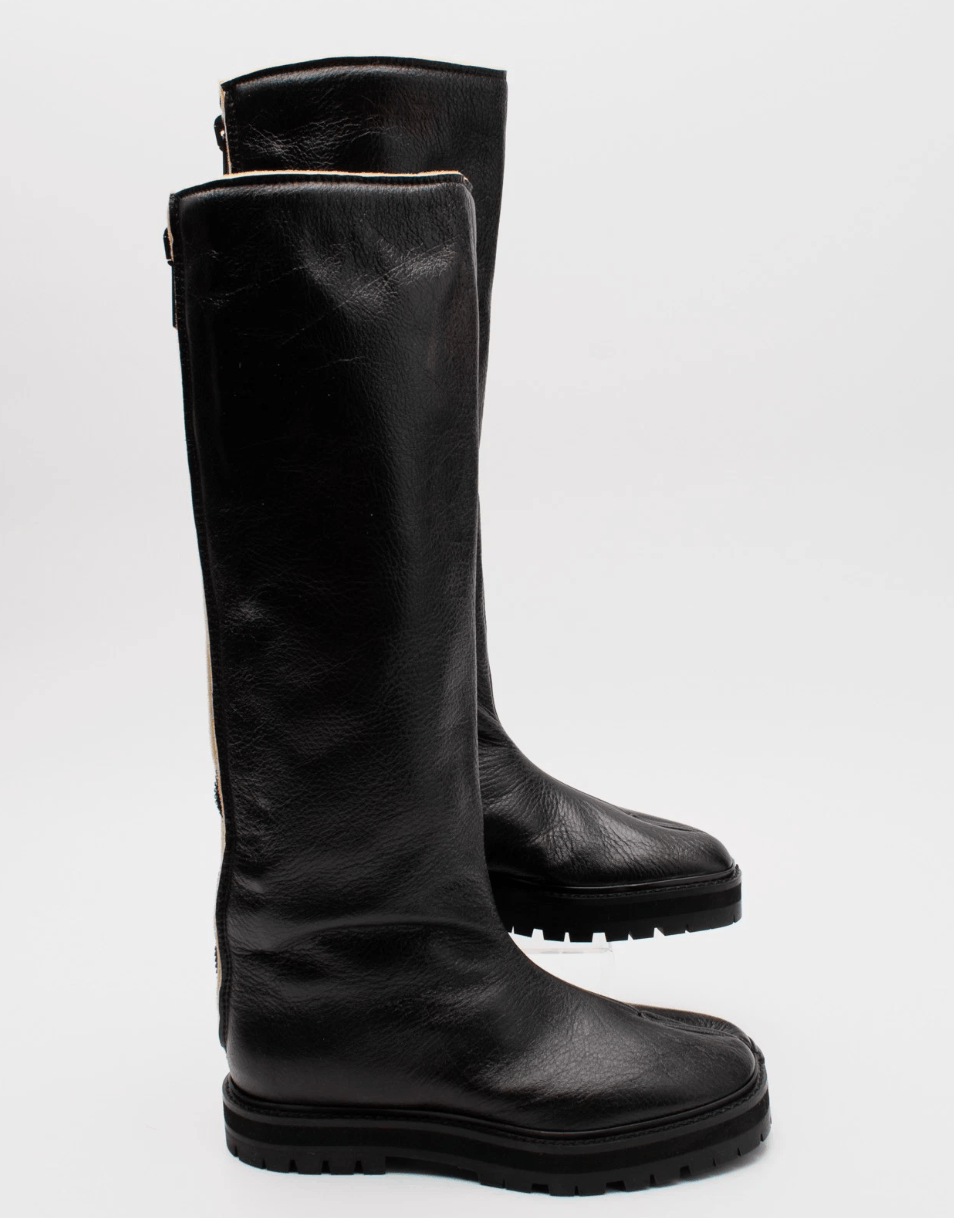 Maison Margiela MAISON MARGIELA Leather Tabi Toe Boots Size US 6 / IT 36 - 2 Thumbnail