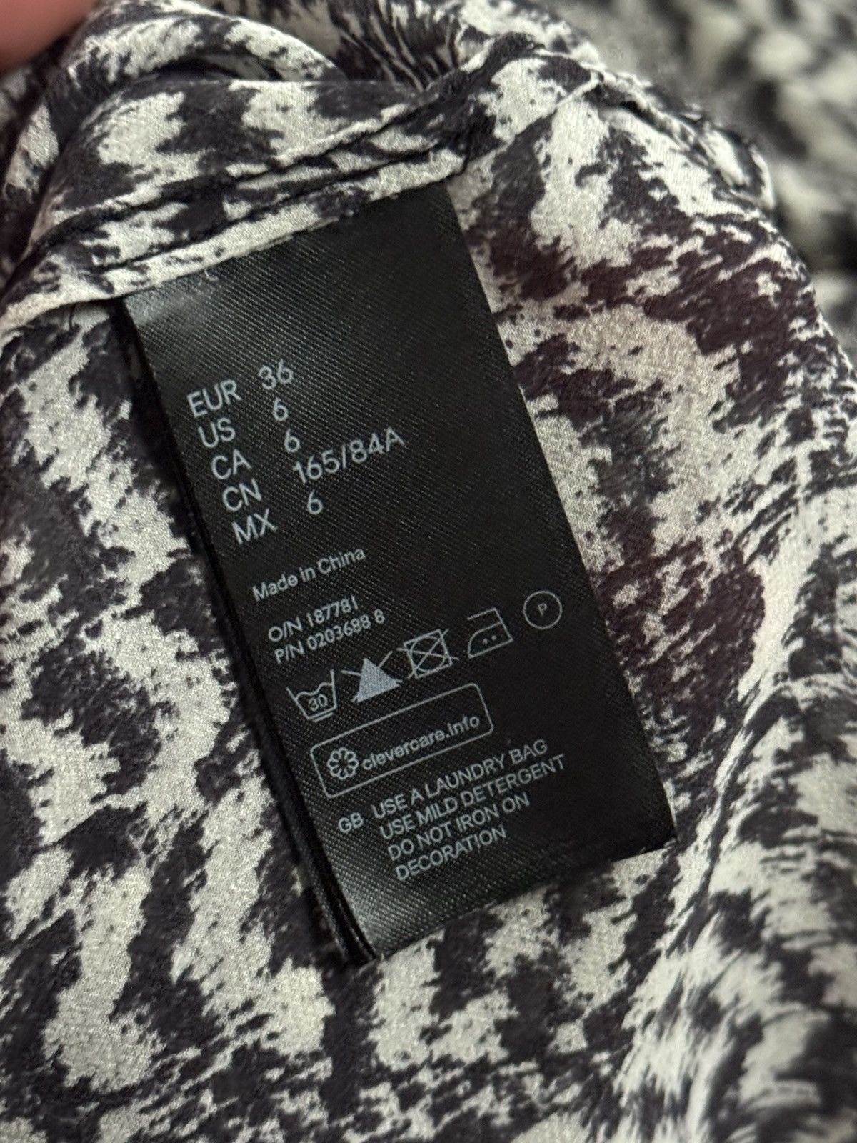 Isabel Marant Isabel Marant H&M 36size animal print relaxed dress shirt Size S / US 4 / IT 40 - 10 Thumbnail