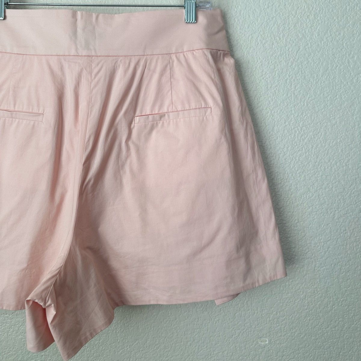 J.Crew NWOT J. Crew Tiewaist Cotton Poplin Pink Shorts Size 36" / US 14 / IT 50 - 8 Thumbnail
