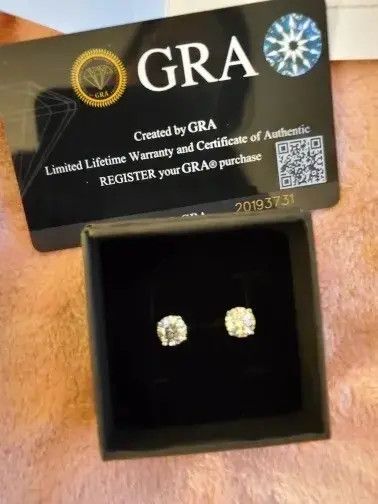 Japanese Brand 1.0 Carat D Color Moissanite Earrings Size ONE SIZE - 3 Thumbnail