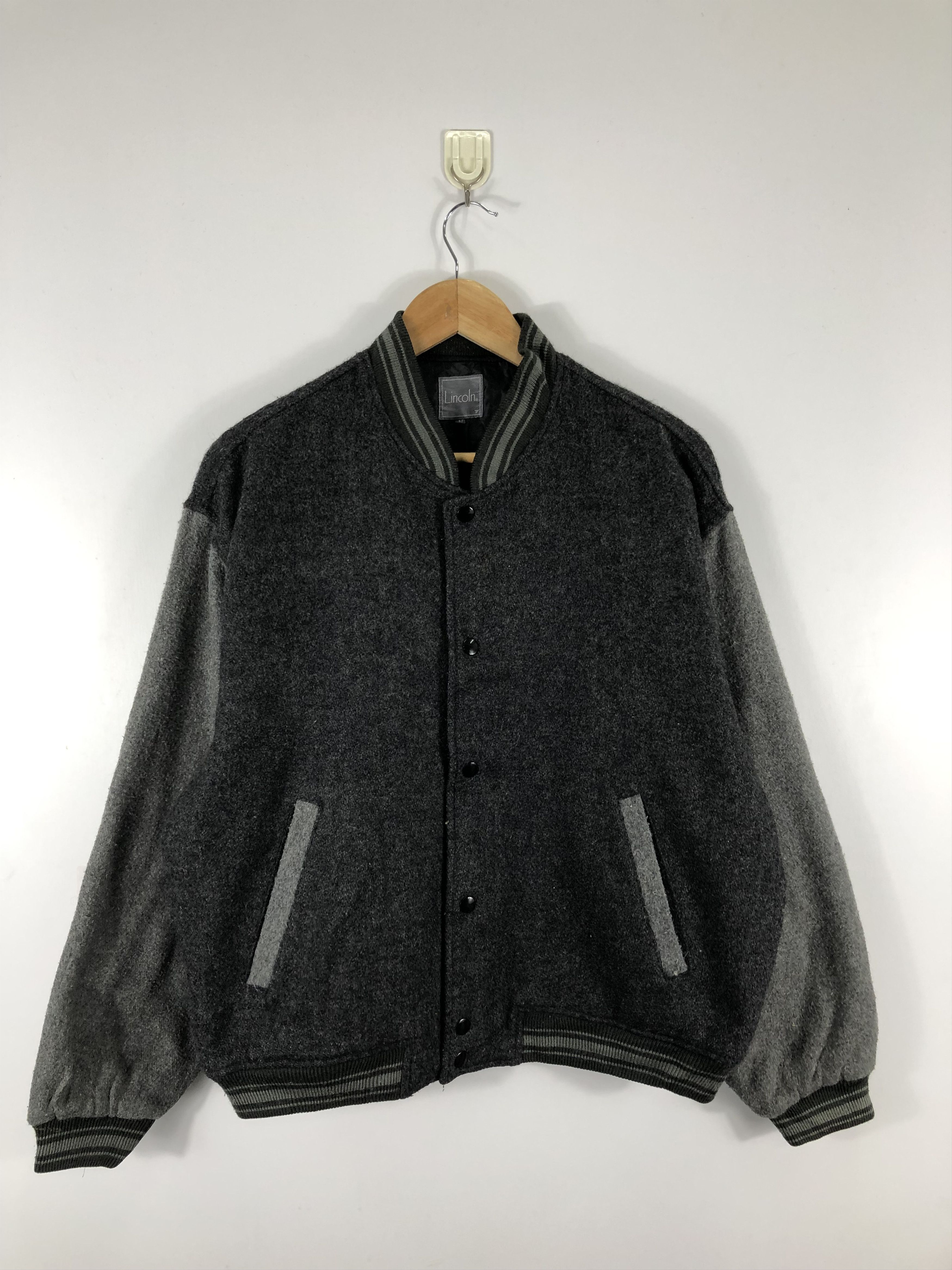 Japanese Brand Vintage 90s Challenge Lincoln Varsity Jacket V0278 Size US M / EU 48-50 / 2 - 1 Thumbnail