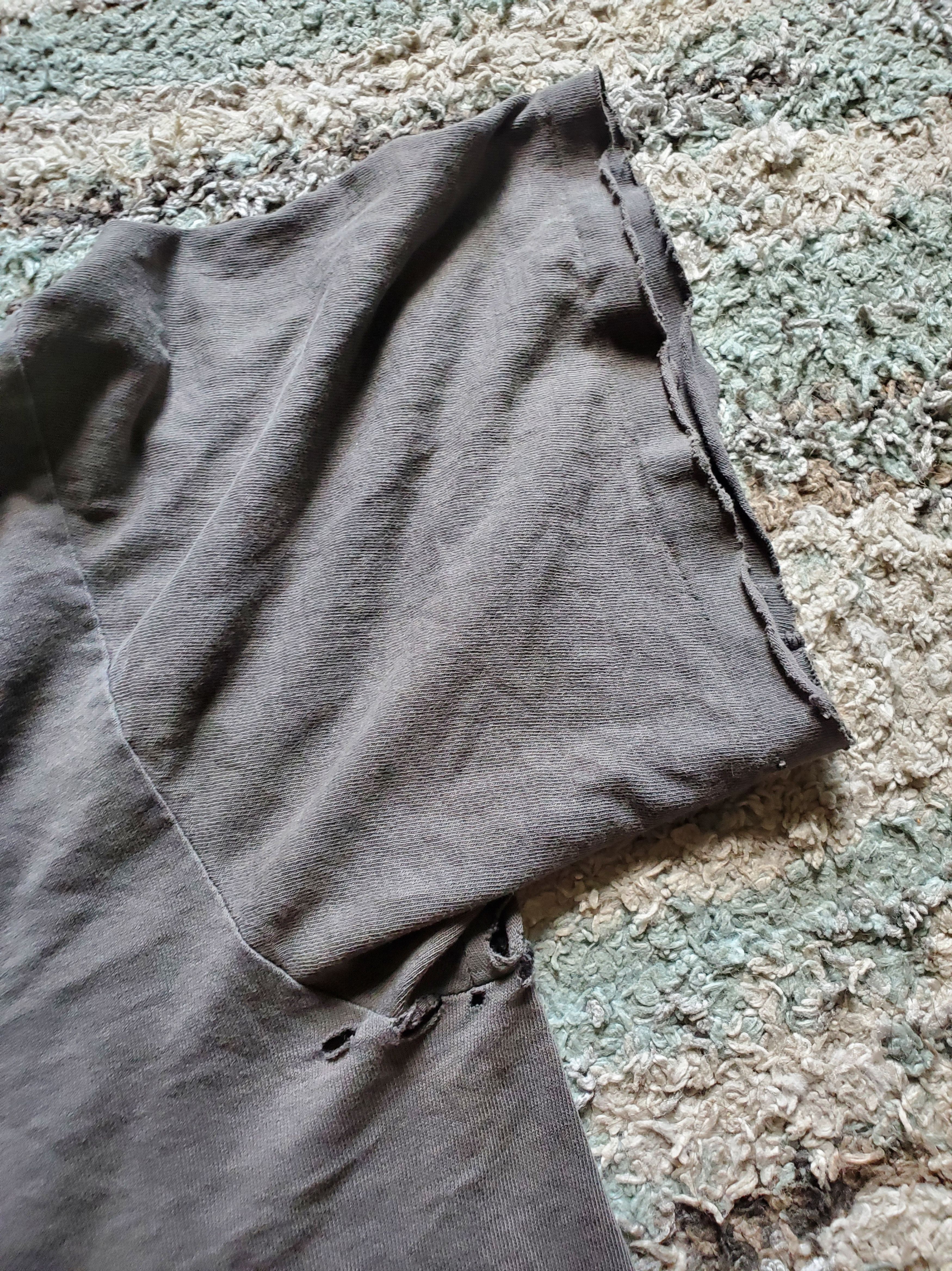 Vintage Distressed Vintage Elmo Shadow Tshirt Size US XL / EU 56 / 4 - 4 Thumbnail