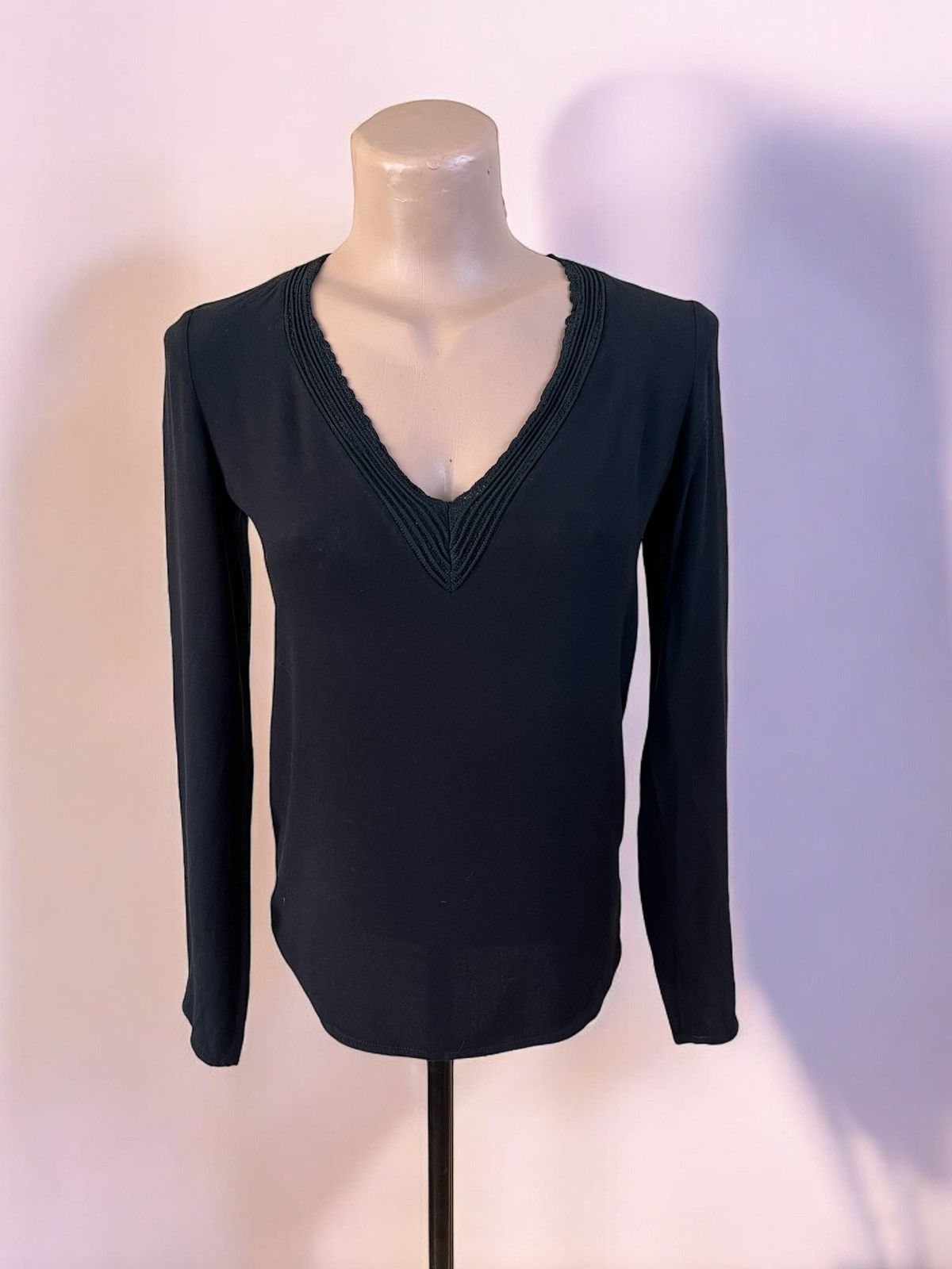 Massimo Dutti Massimo Dutti longsleeve blouse size S Size S / US 4 / IT 40 - 1 Thumbnail