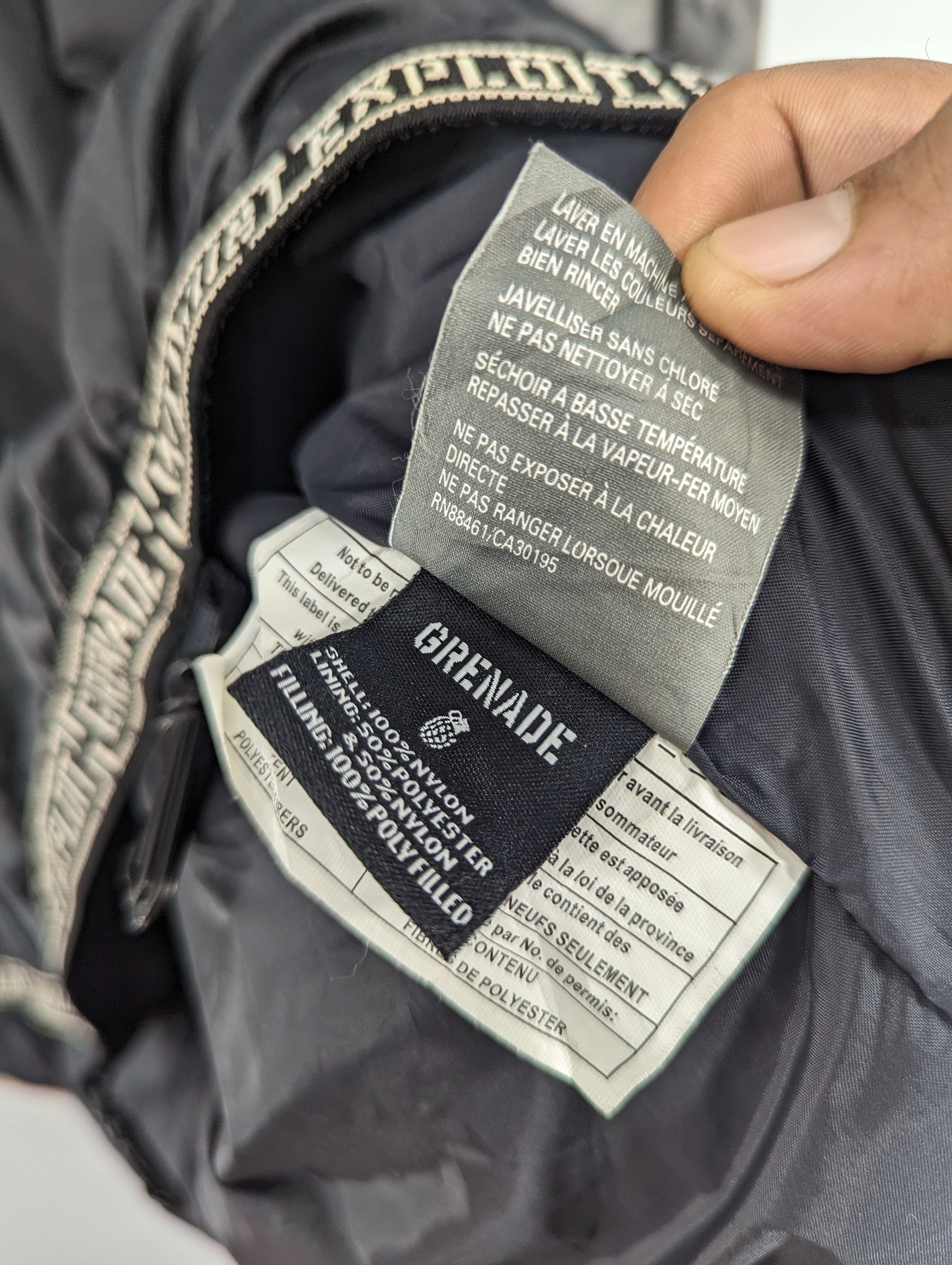 Grenade Vintage Y2k Grenade Snowboard Distressed Hooded Jacket Size US M / EU 48-50 / 2 - 16 Thumbnail