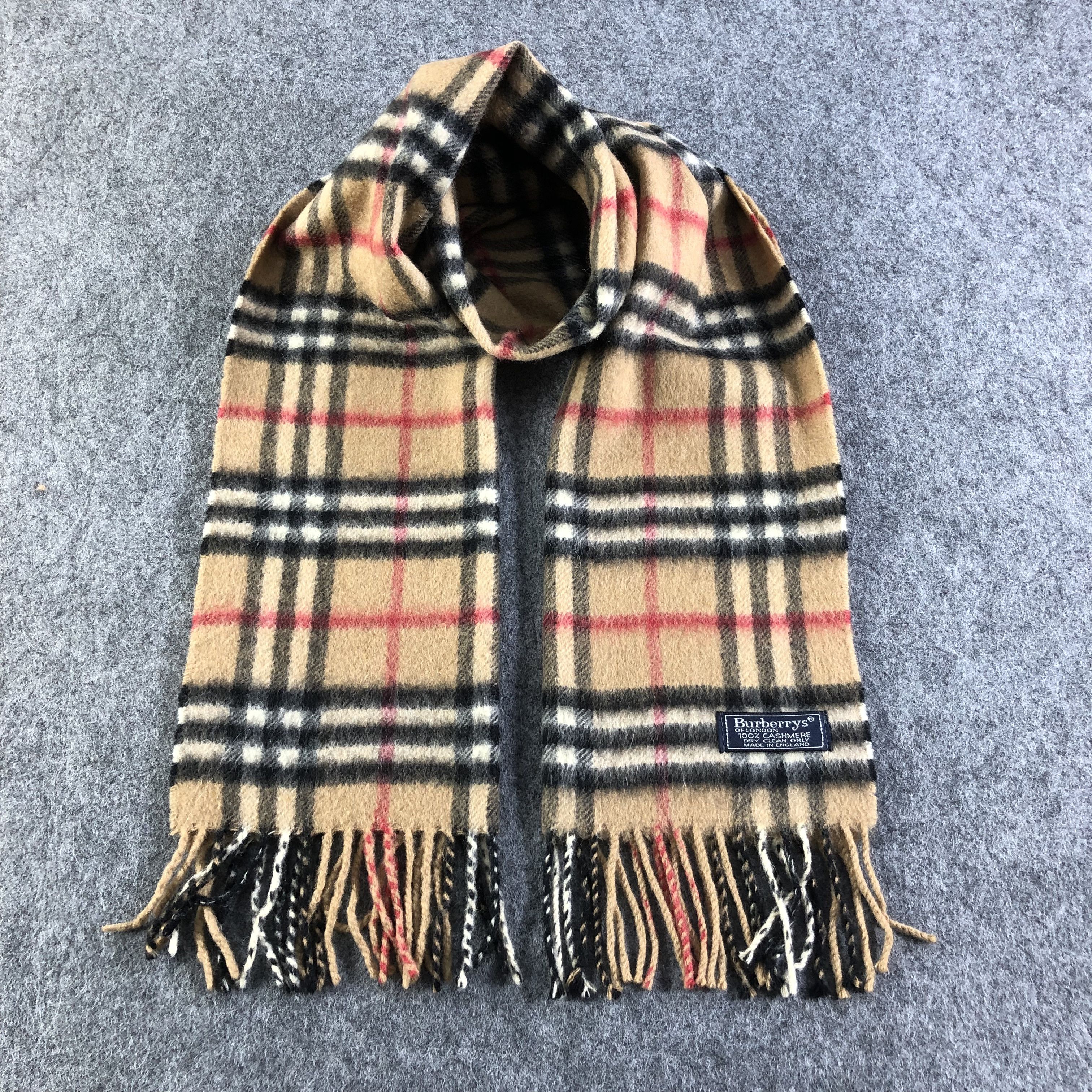 Burberry Burberrys Tan Nova check Cashmere Scarf Muffler V1585 Size ONE SIZE - 1 Thumbnail