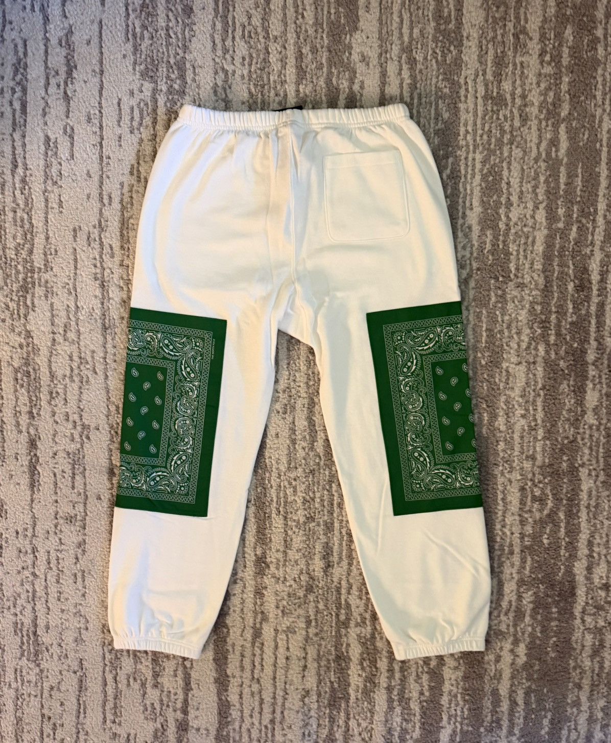 Supreme × The North Face Supreme x The North Face Bandana Sweatpants White Green Size US 30 / EU 46 - 5 Thumbnail