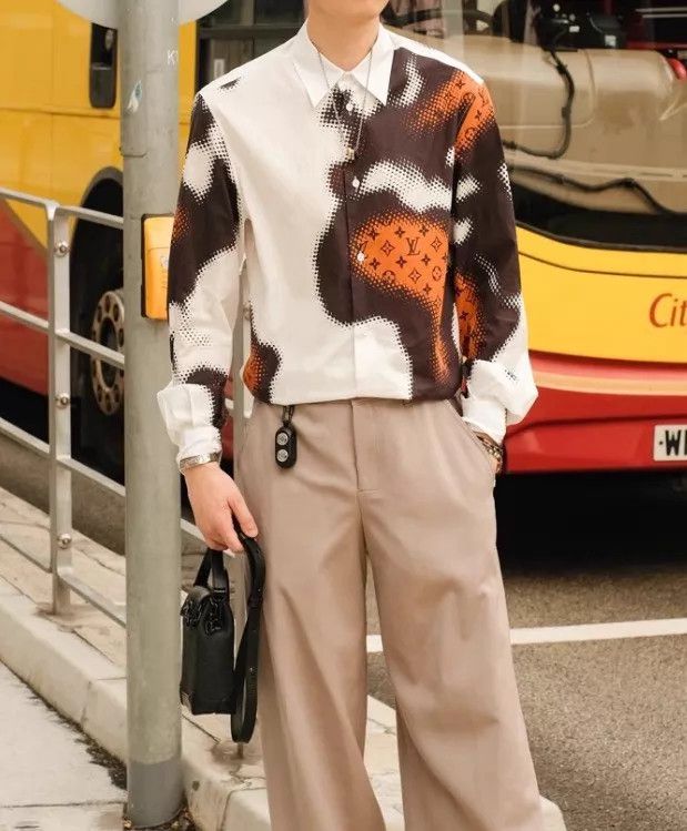 Louis Vuitton Lv White Fire Cloud Monogram Shirt Jacket XL 9New Size US XL / EU 56 / 4 - 5 Thumbnail