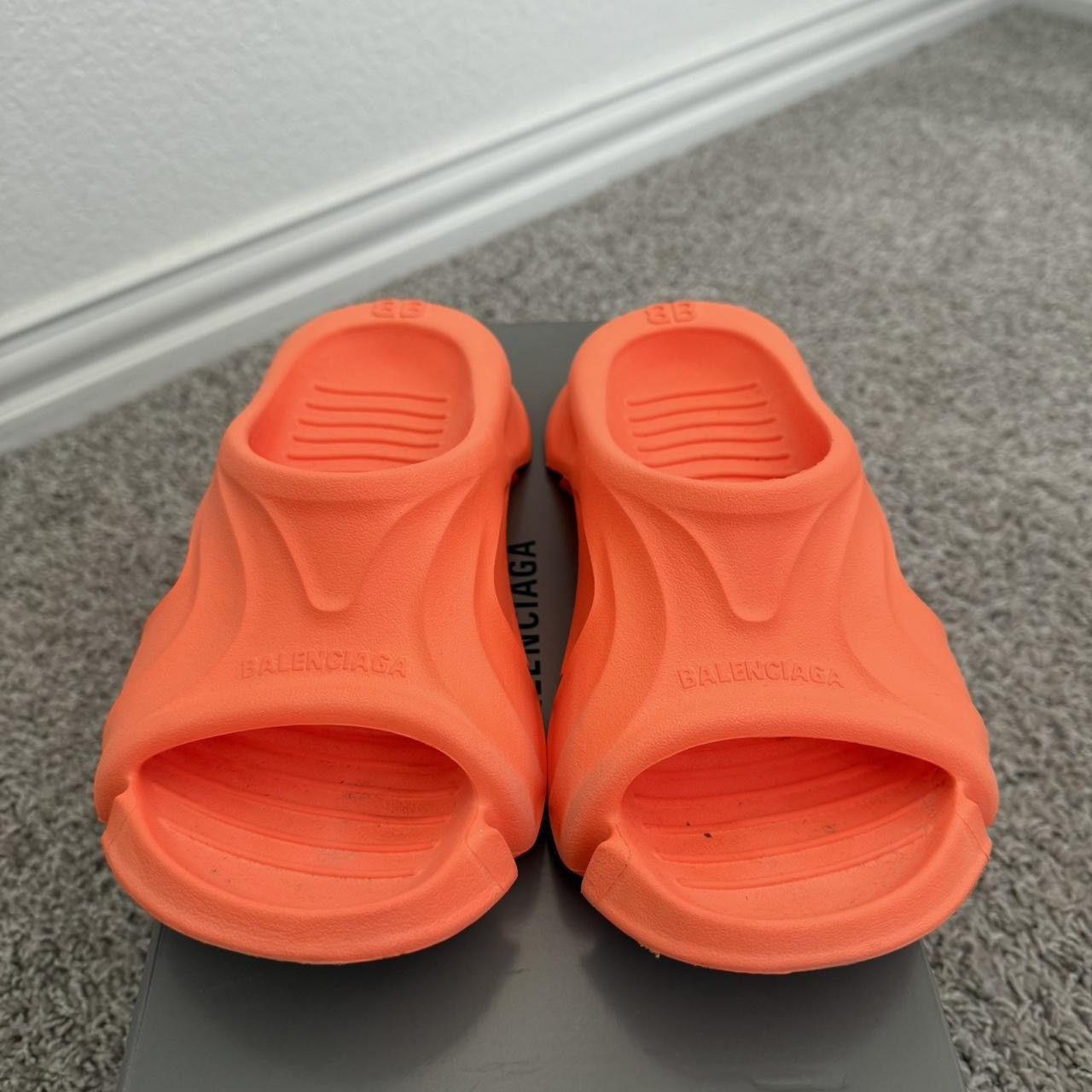 Balenciaga Balenciaga mold slide sandal Size US 6 / IT 36 - 1 Thumbnail