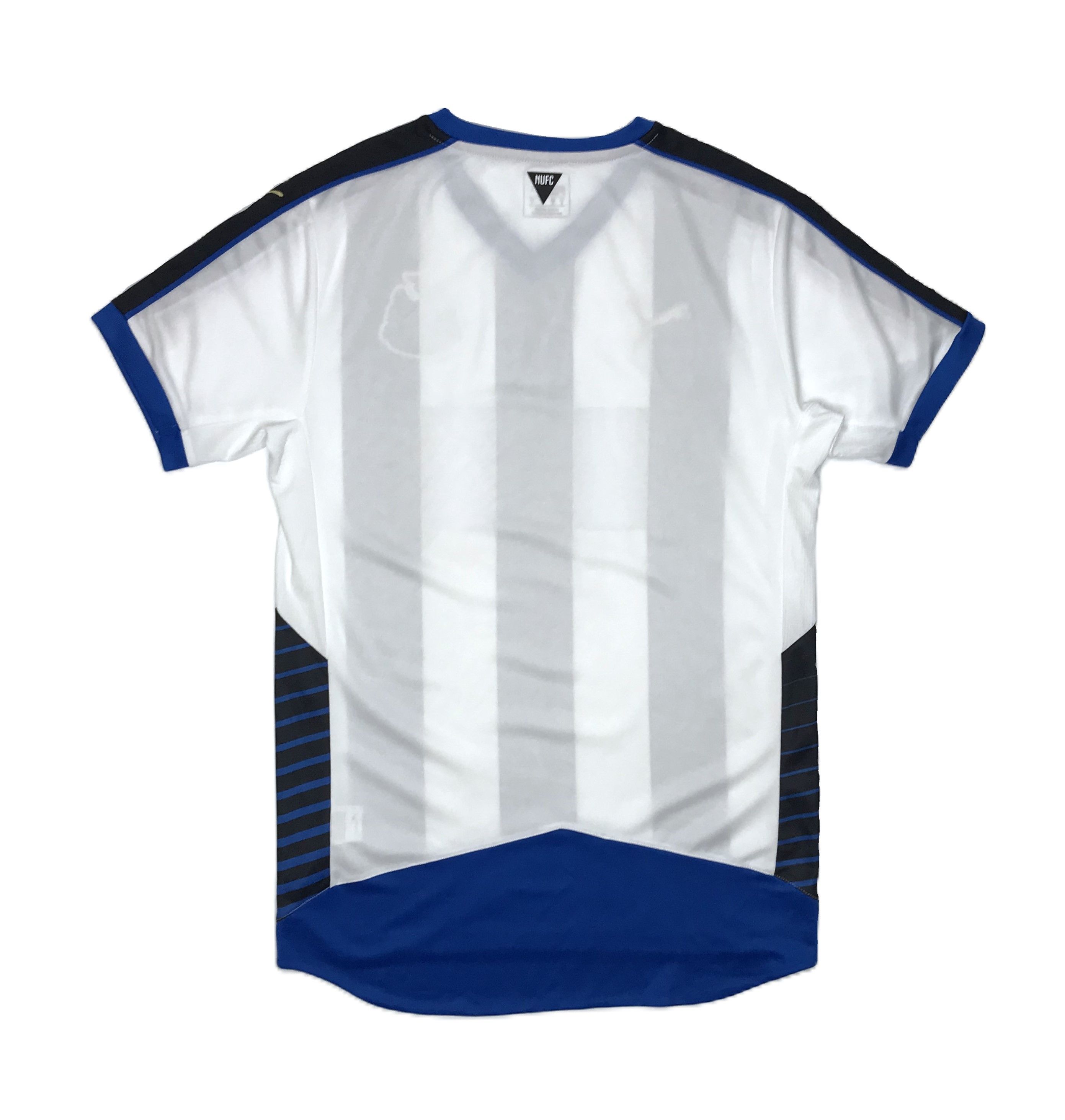 Puma Newcastle United 2015-2016 Home Football Shirt Soccer Jersey Size US S / EU 44-46 / 1 - 2 Thumbnail