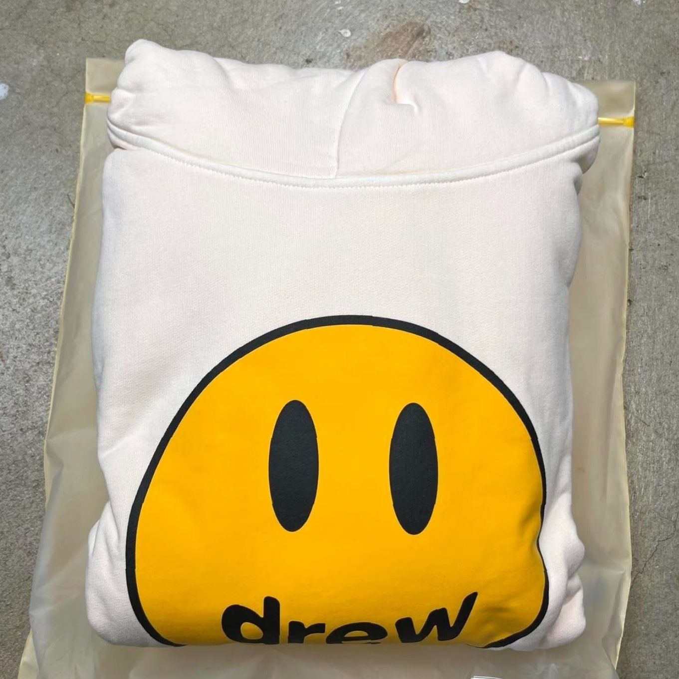 Drew House Drew House Hoodie Mascot NWT Cream Size L Men Ivory Pullover Mascot Hoodie Mens Large Size US L / EU 52-54 / 3 - 4 Thumbnail