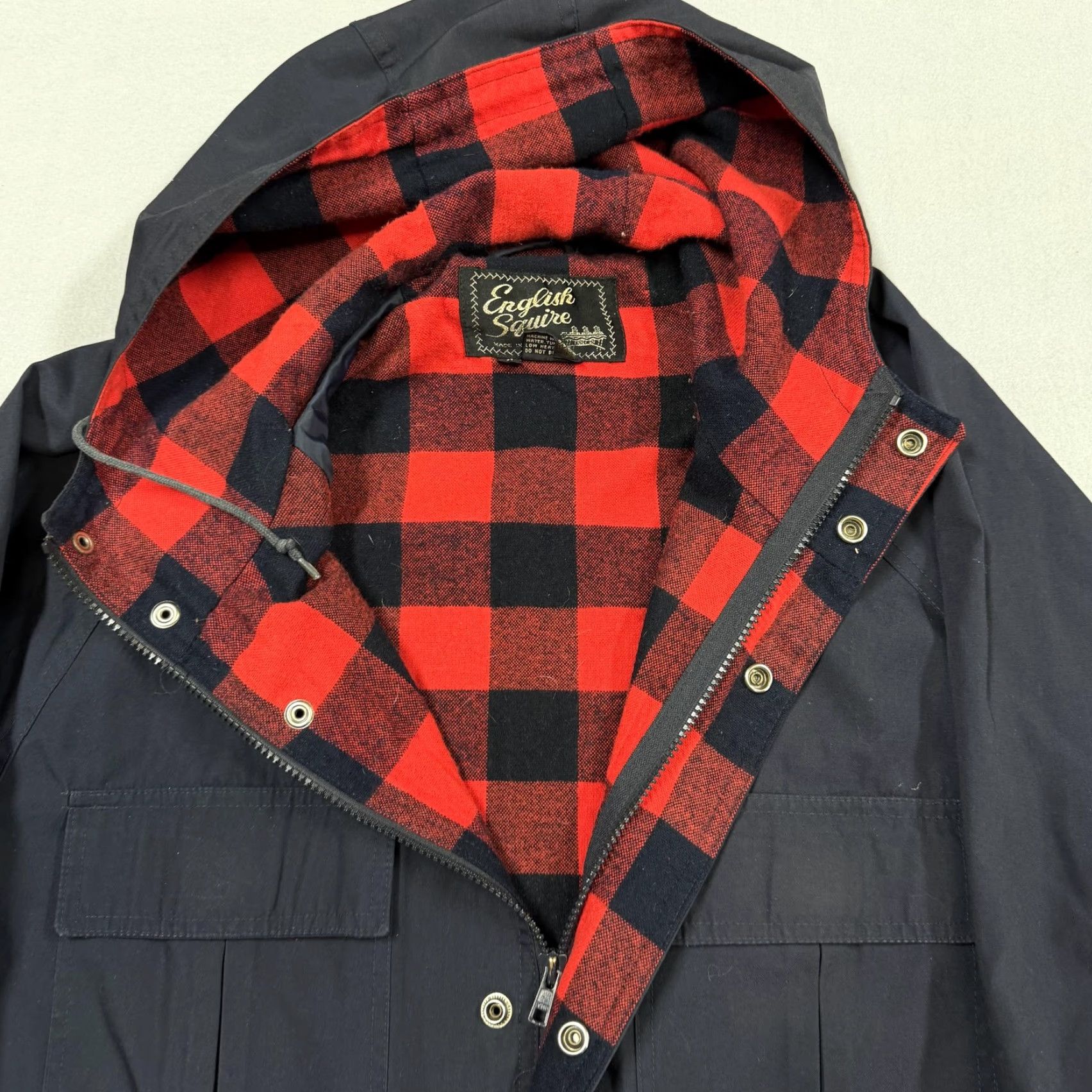 Vintage VINTAGE English Squire Coat Mens Large Black Hooded Parka Buffalo Plaid Lined Pockets Size US L / EU 52-54 / 3 - 3 Thumbnail